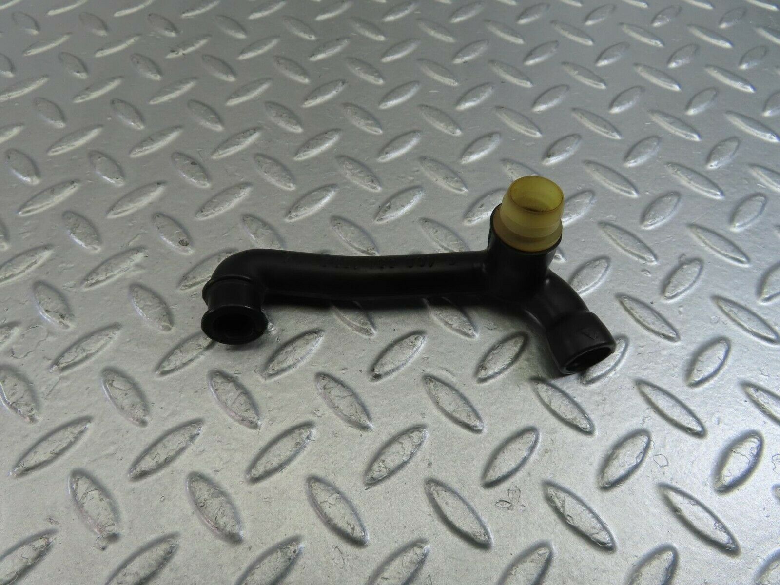 10066 Mercedes-Benz C123 230CE Coupe Air Intake Pipe 1020941682