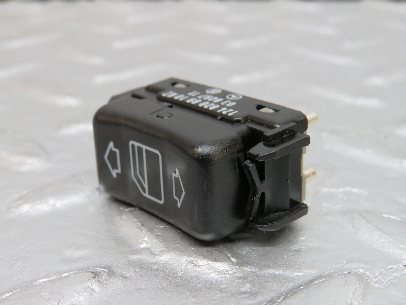 38084 Mercedes-Benz A124 320E Electric Window Switch Left Side 1248208910