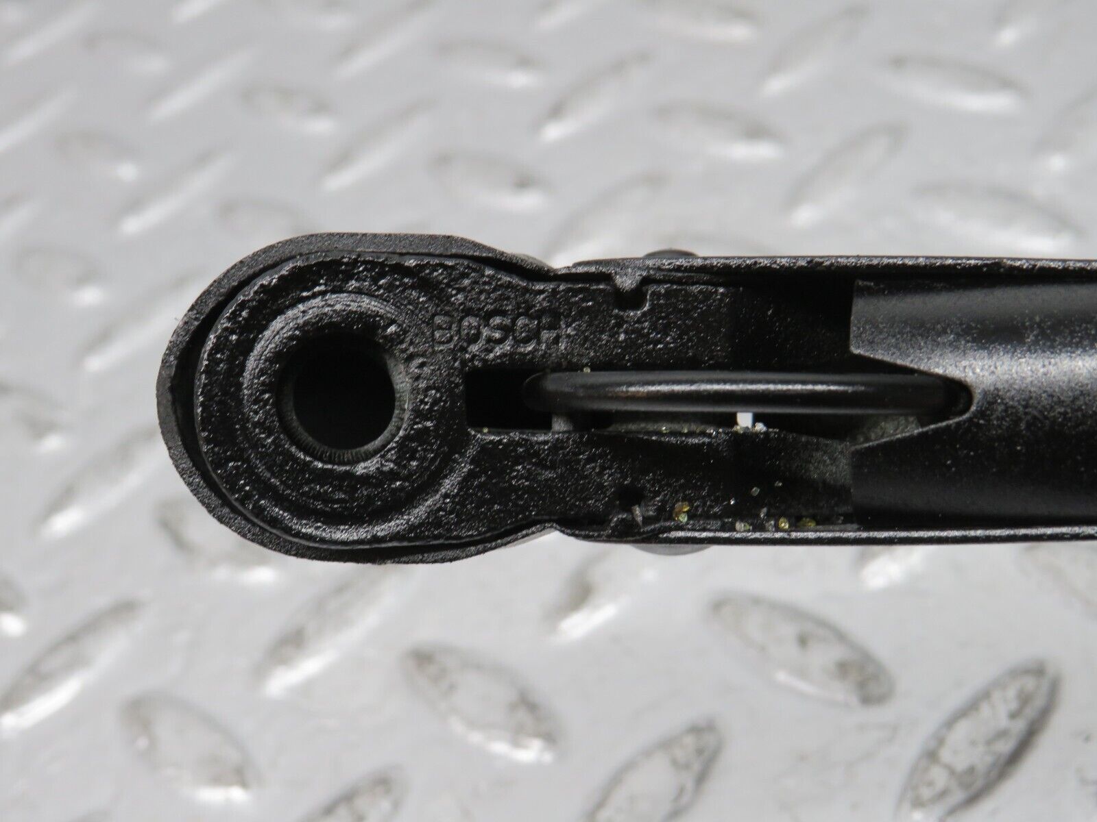 31160 Mercedes-Benz W123 200D Wiper Arm Bosch Right Side