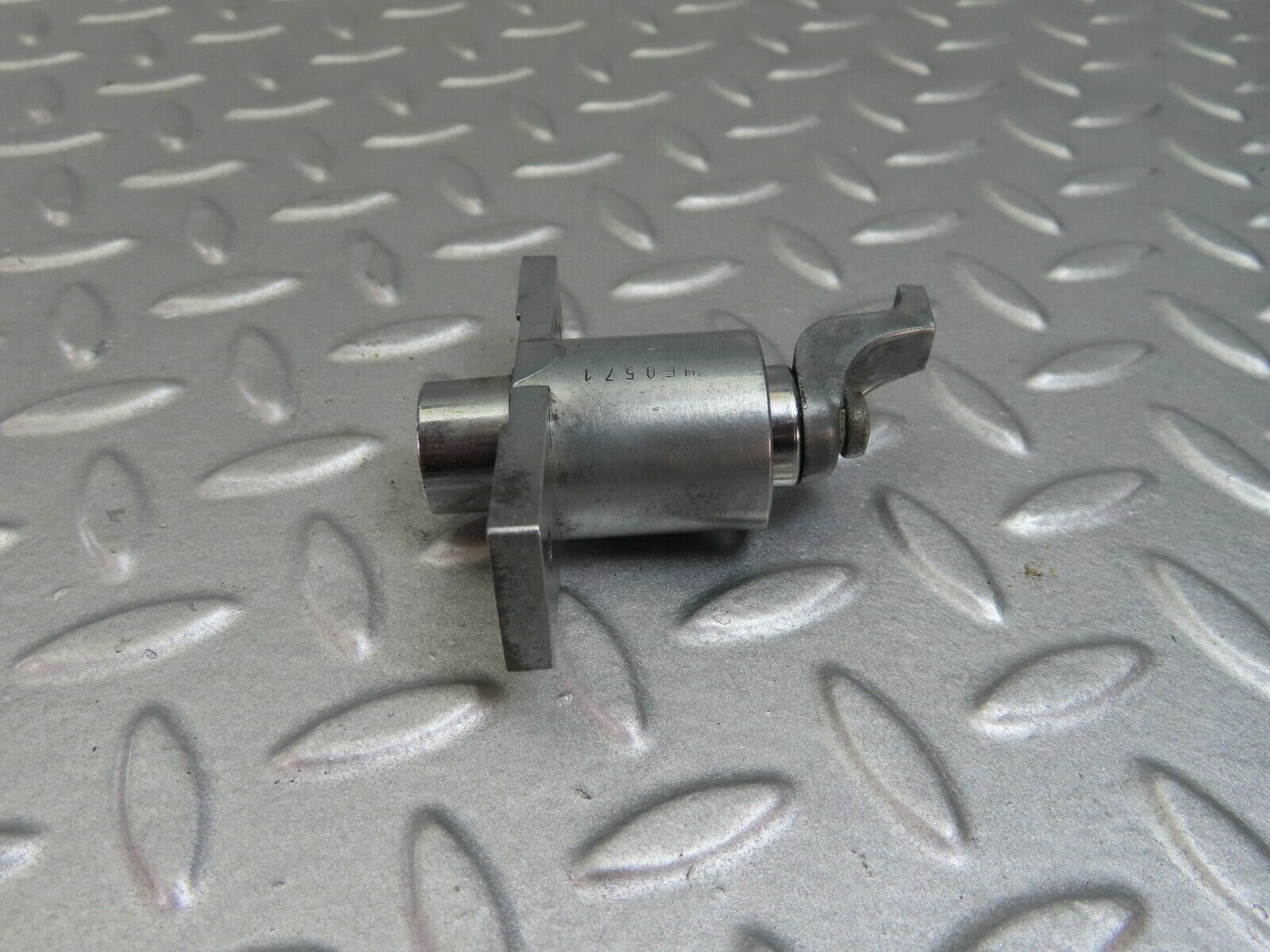 7891 Mercedes-Benz W115 220D Trunk Lock No Key