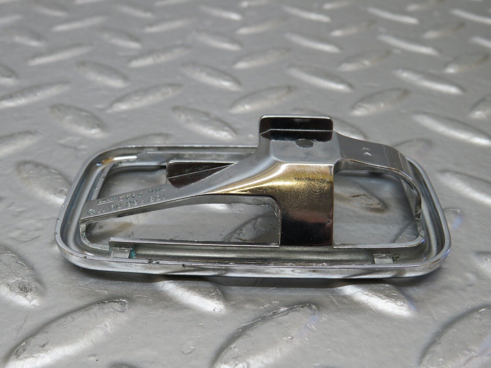 25573 Mercedes-Benz W123 200 Door Handle Surround Left 11676605111