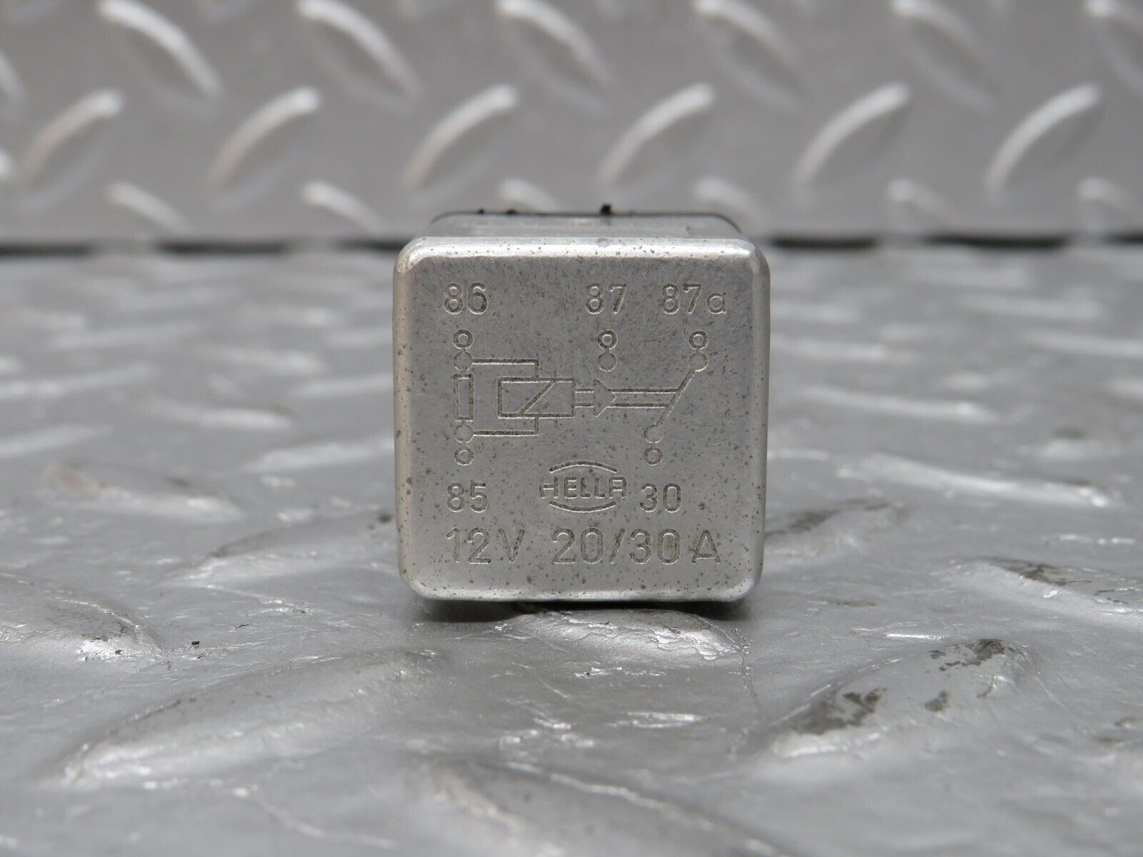 33597 Mercedes-Benz W201 190E 2.0L Multi Purpose Relay 0015420219