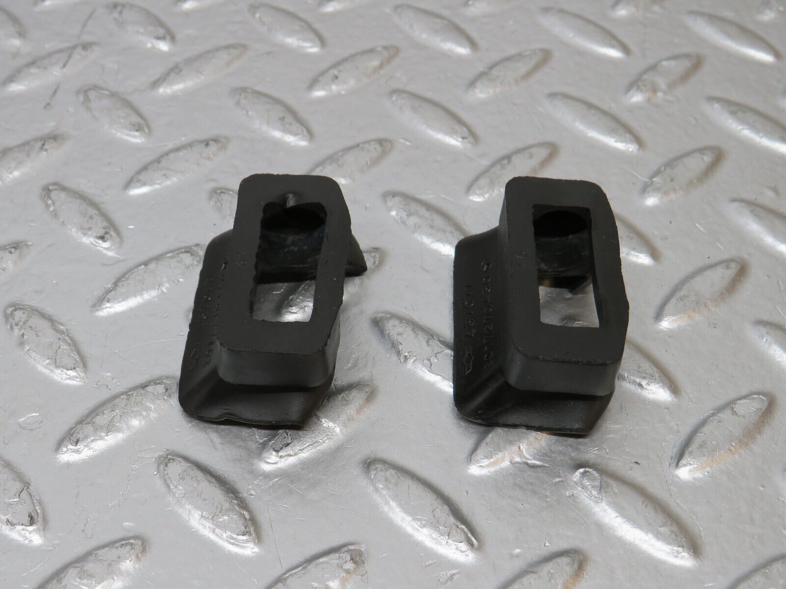 31254 Mercedes-Benz S124 220TE Wagon Door Check Strap Rubber Seal 2017270430