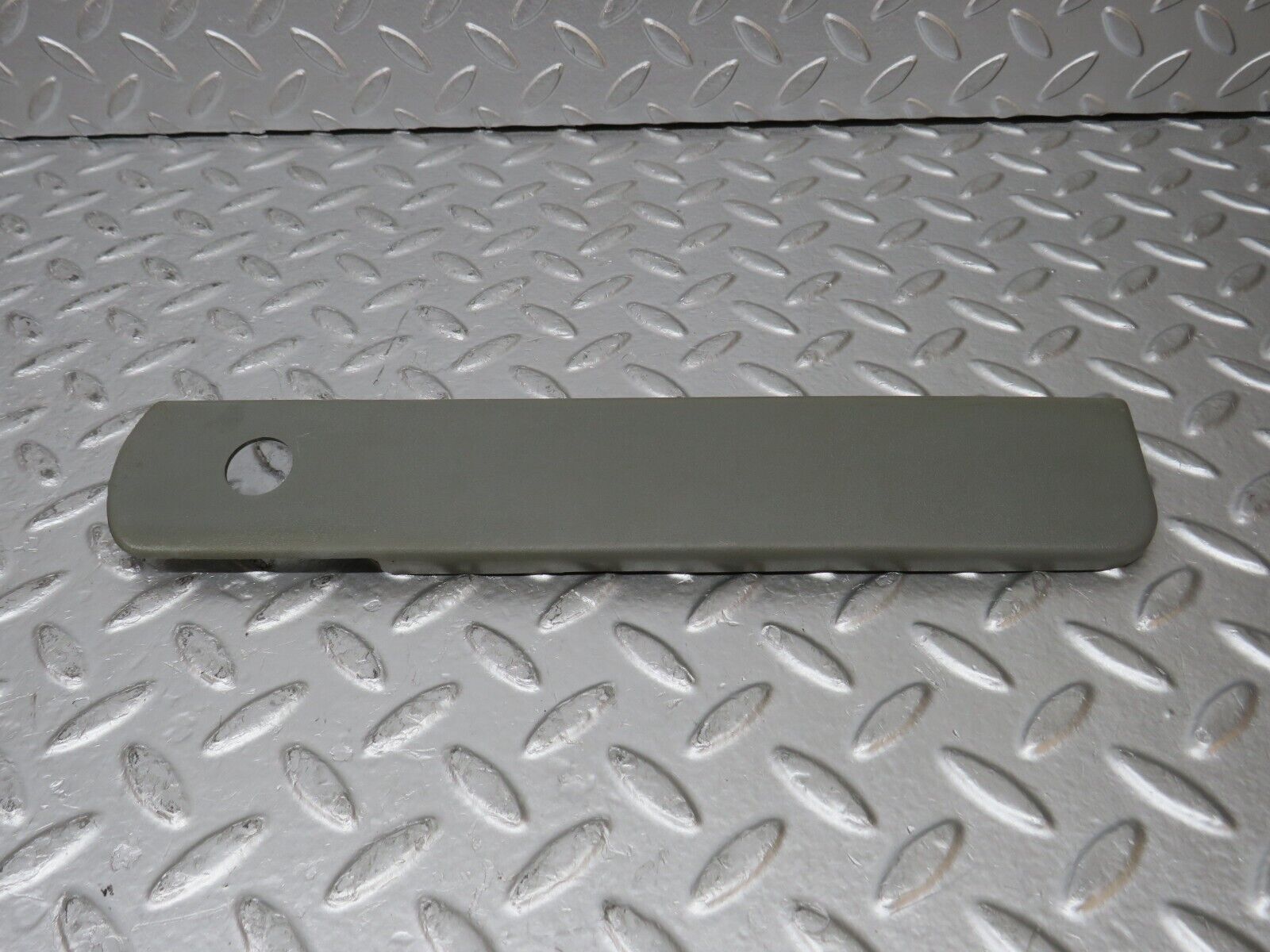 31265 Mercedes-Benz S124 220TE Rear Left Backrest Lever Cover 1249240337