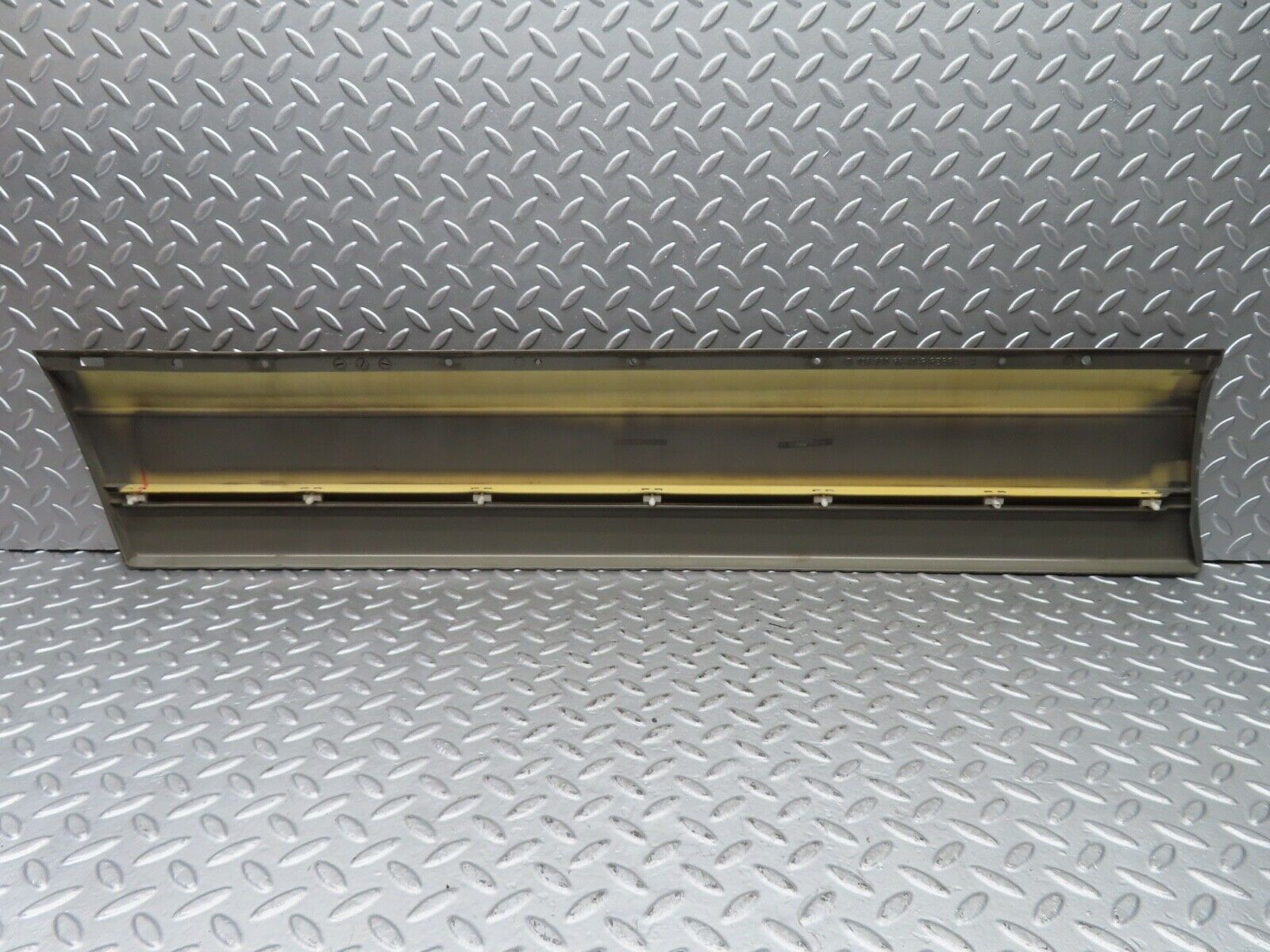 21463 Mercedes-Benz W126 300SE Front Right Door Moulding Trim 1266903840