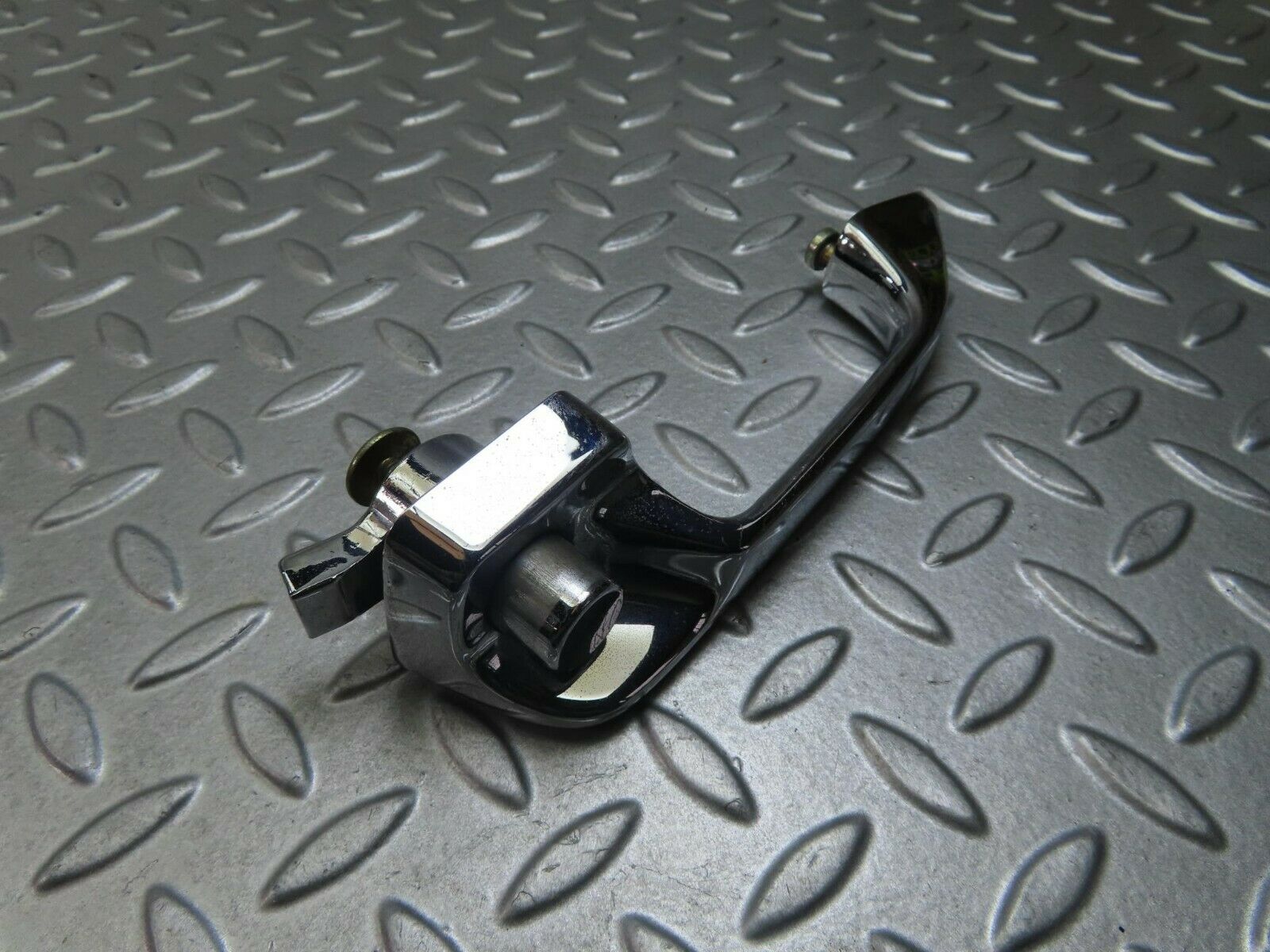 8807 Mercedes-Benz W115 Chrome Door Handle Rear Left 1157660301