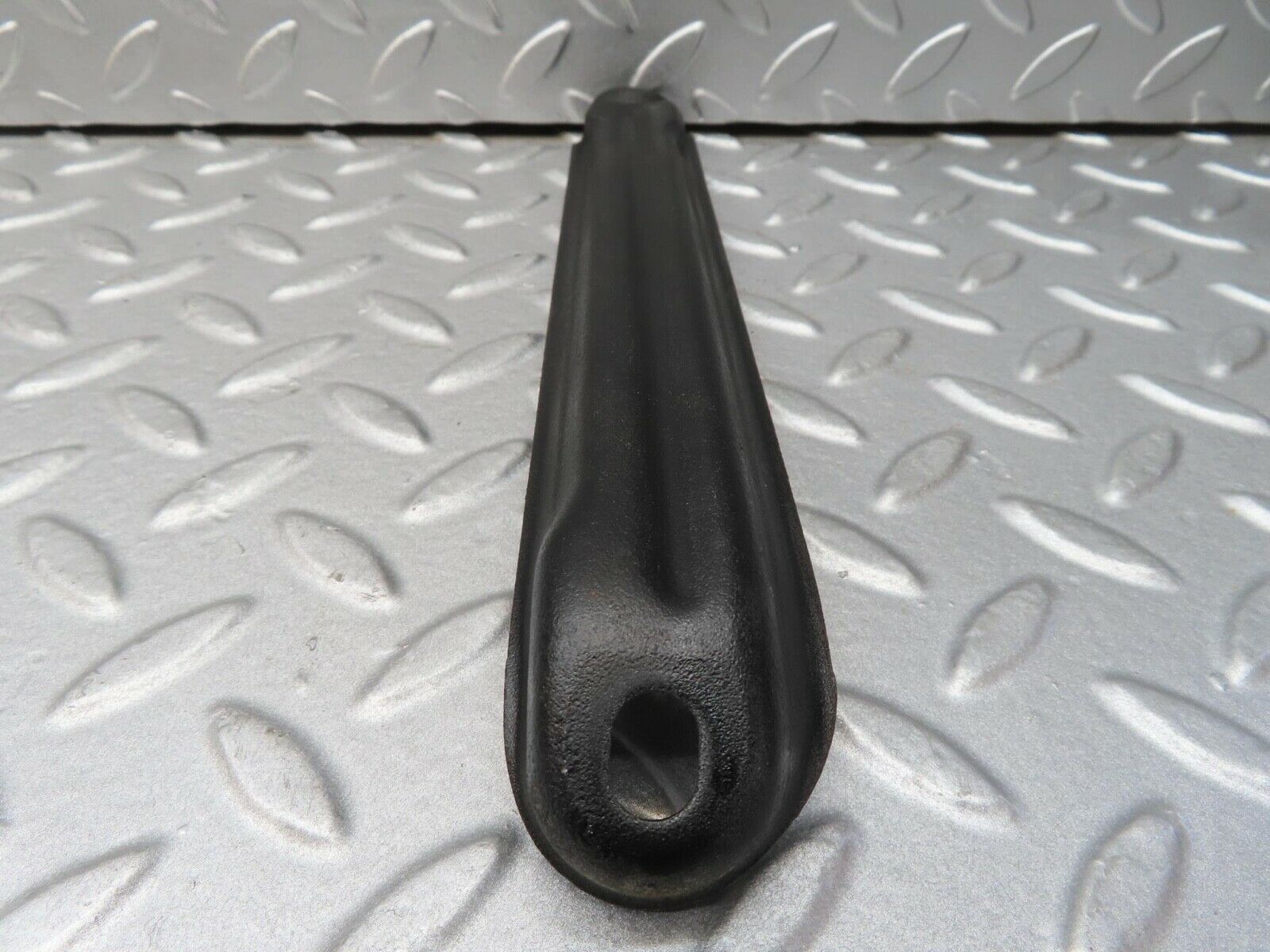 14661 Mercedes-Benz W201 190E Air Intake Manifold Bracket