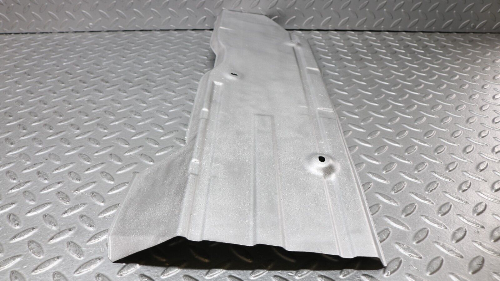 37234 Mercedes-Benz C126 420SEC Coupe Exhaust Heat Shield