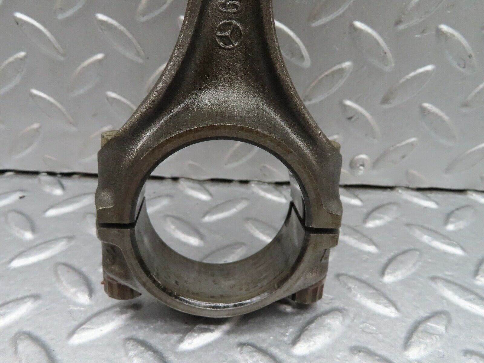 18099 Mercedes-Benz W123 200 Piston With Connecting Rod 86.00 mm