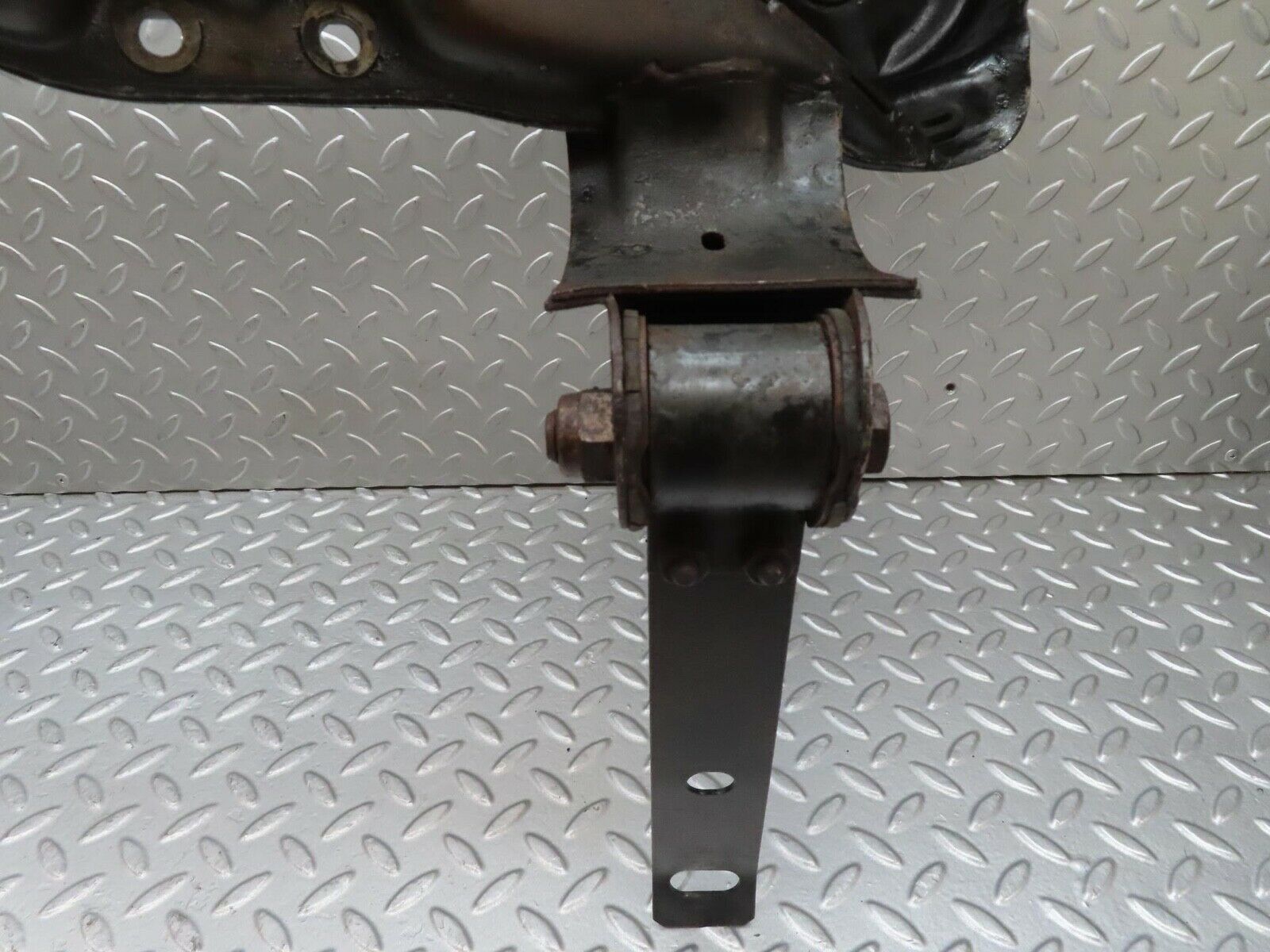 13263 Mercedes-Benz W108 280SE 3.5 Front Subframe Engine Carrier Cradle