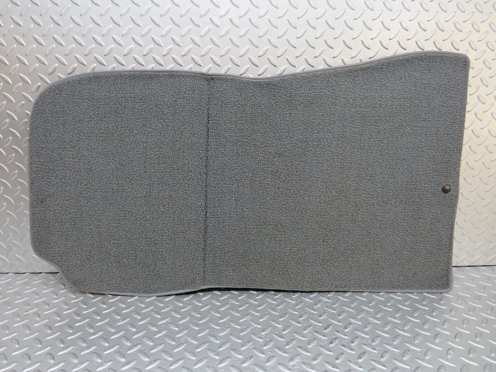 33865 Mercedes-BenzW201 190E 2.0L Front Left Passenger Floor Carpet Grey 2016842129