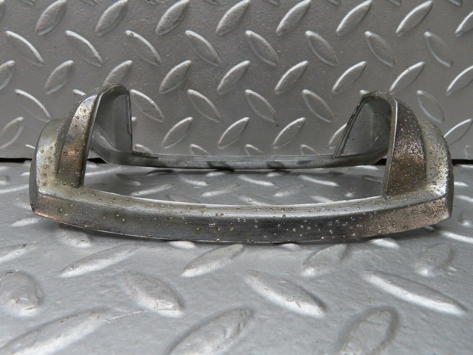 18663 Mercedes-Benz W120 W121 Ponton Tail Light Chrome Frame