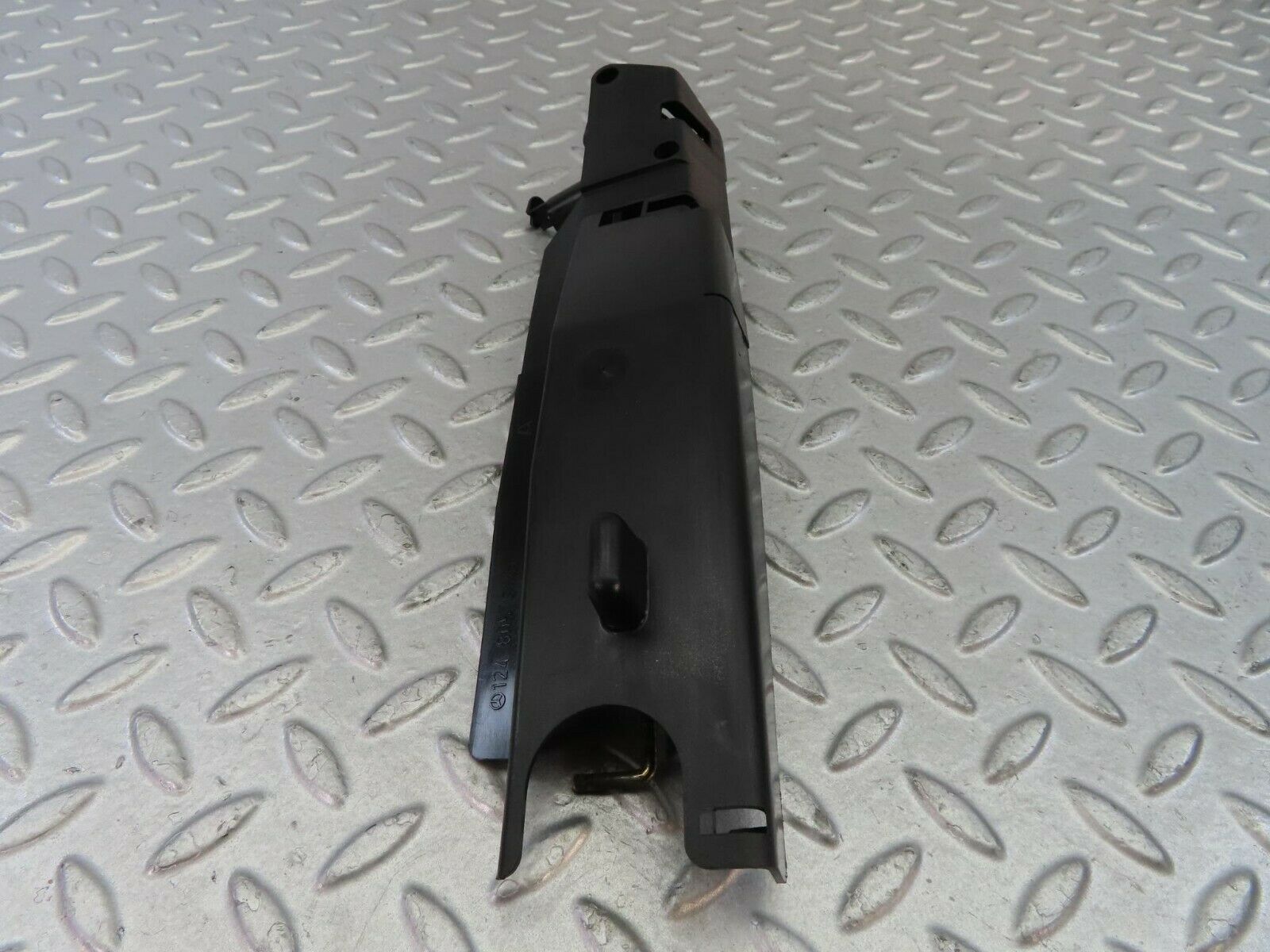 9256 Mercedes-Benz C124 300CE Coupe Trunk Lock Vacuum Actuator 1248050441