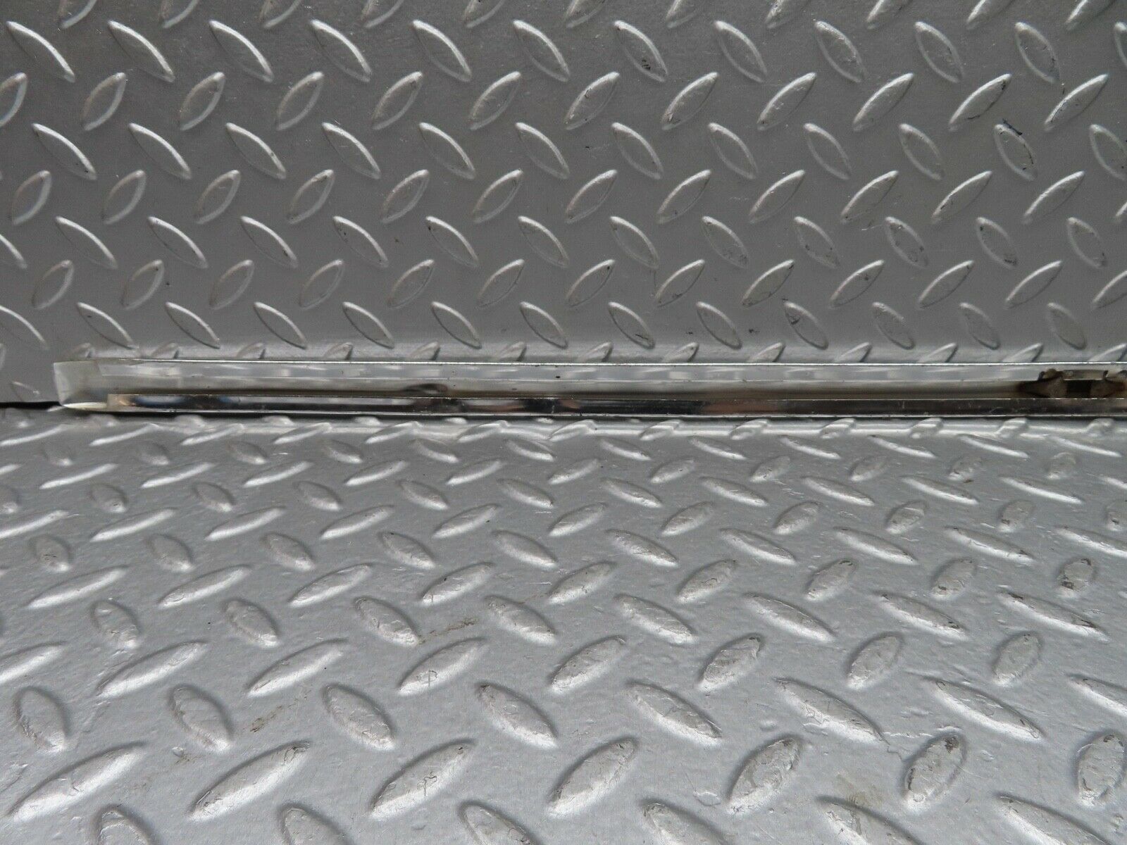 18609 Mercedes-Benz W120 W121 Ponton Front Door Lower Chrome Moulding Trim