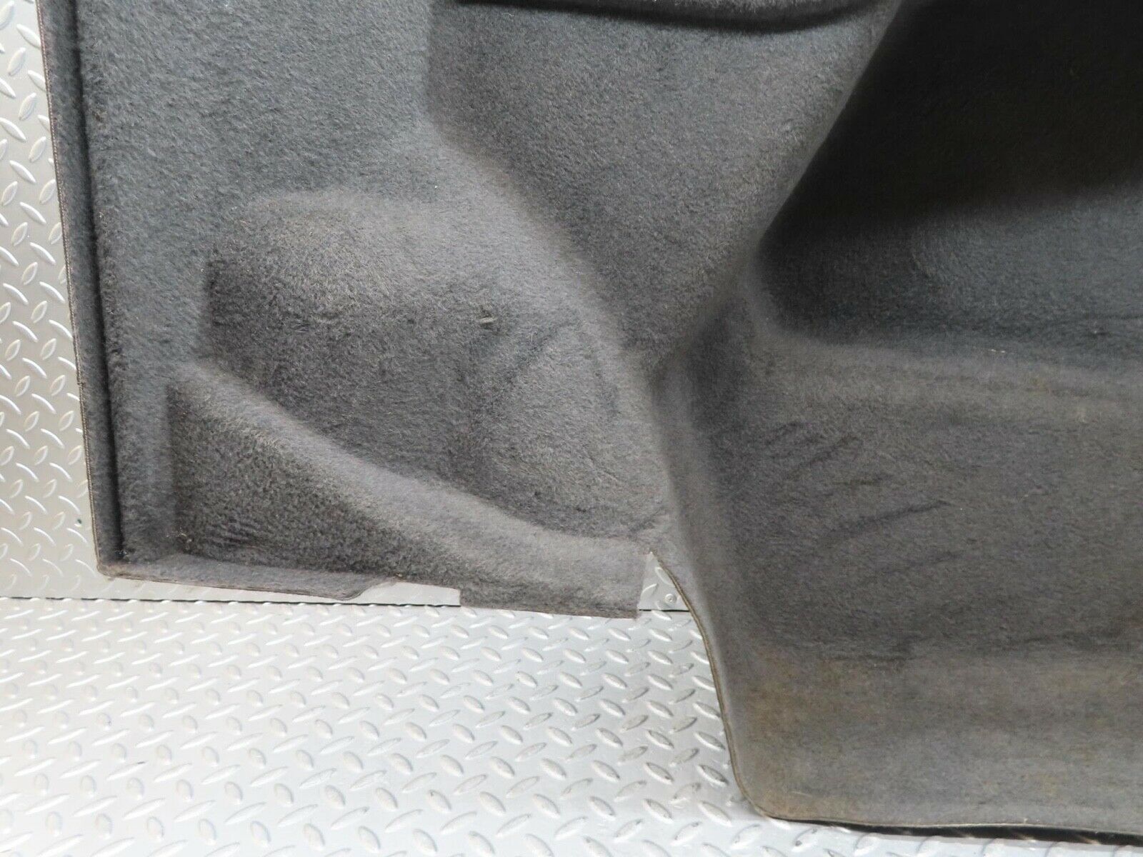 16482 Mercedes-Benz W124 260E Trunk Panel Cover Right 1246935433