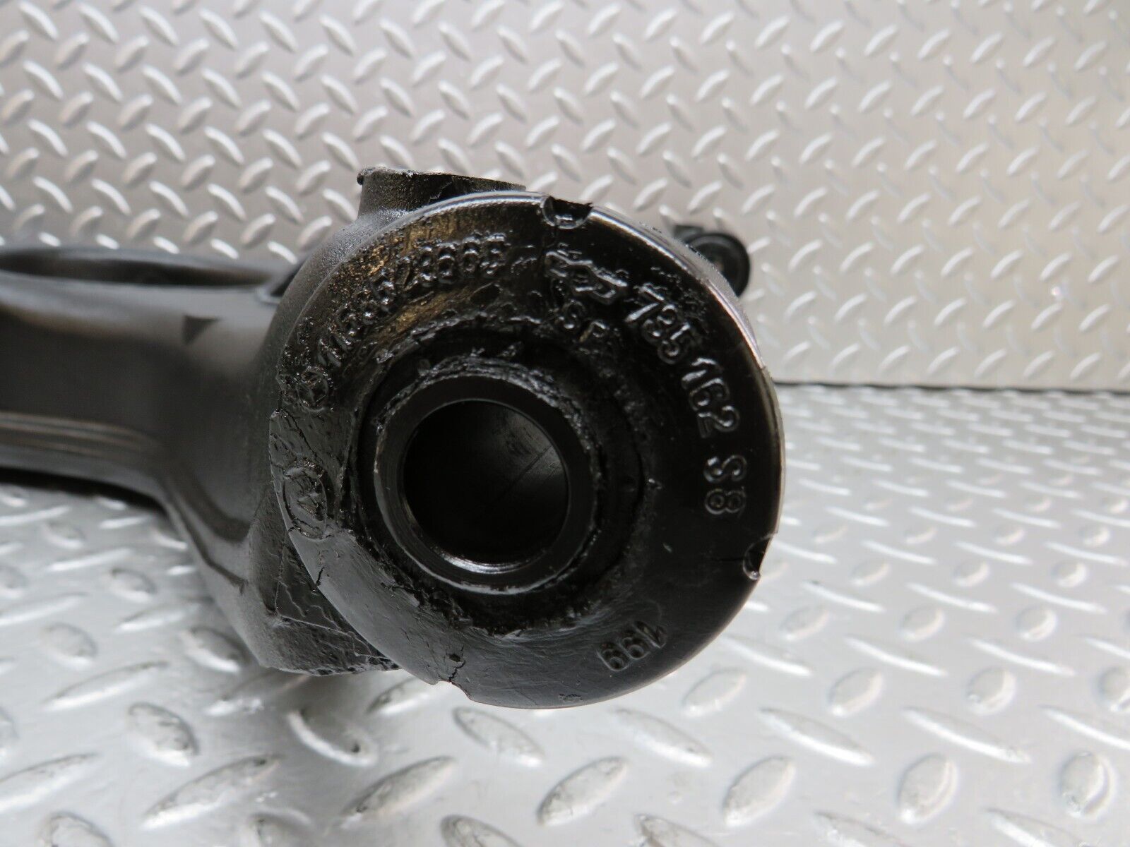 26311 Mercedes-Benz W116 450SE Trailing Arm Control Rear Right 1073521904