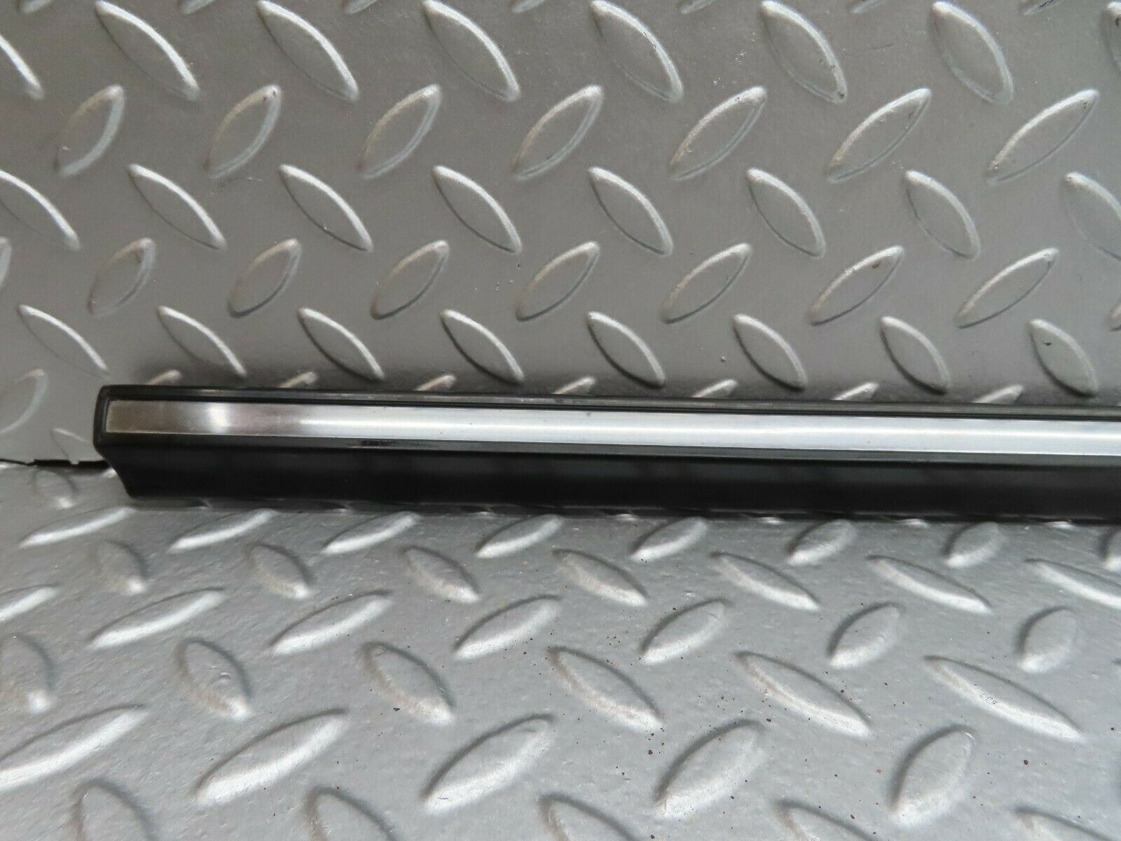 18003 Mercedes-Benz W123 200 Front Left Door Lower Trim