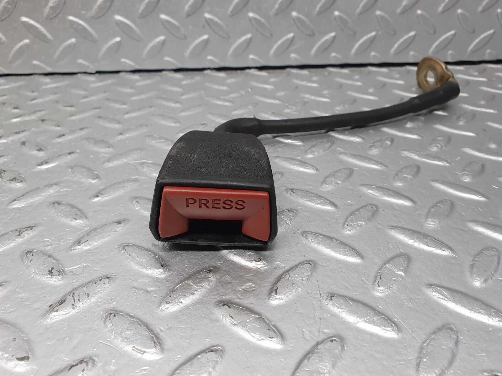 41268 Mercedes-Benz W126 300SE Rear Seat Belt Set With Buckles 124860050396 1248600585 1248601185