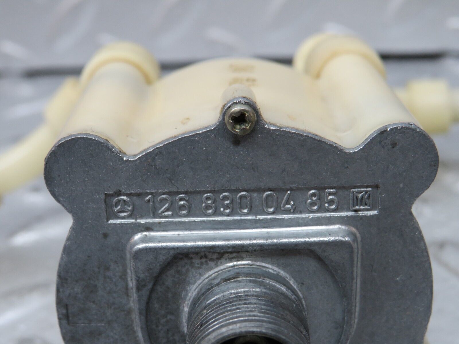 34427 Mercedes-Benz C126 380SEC Coupe Heater Regulator 1268300485