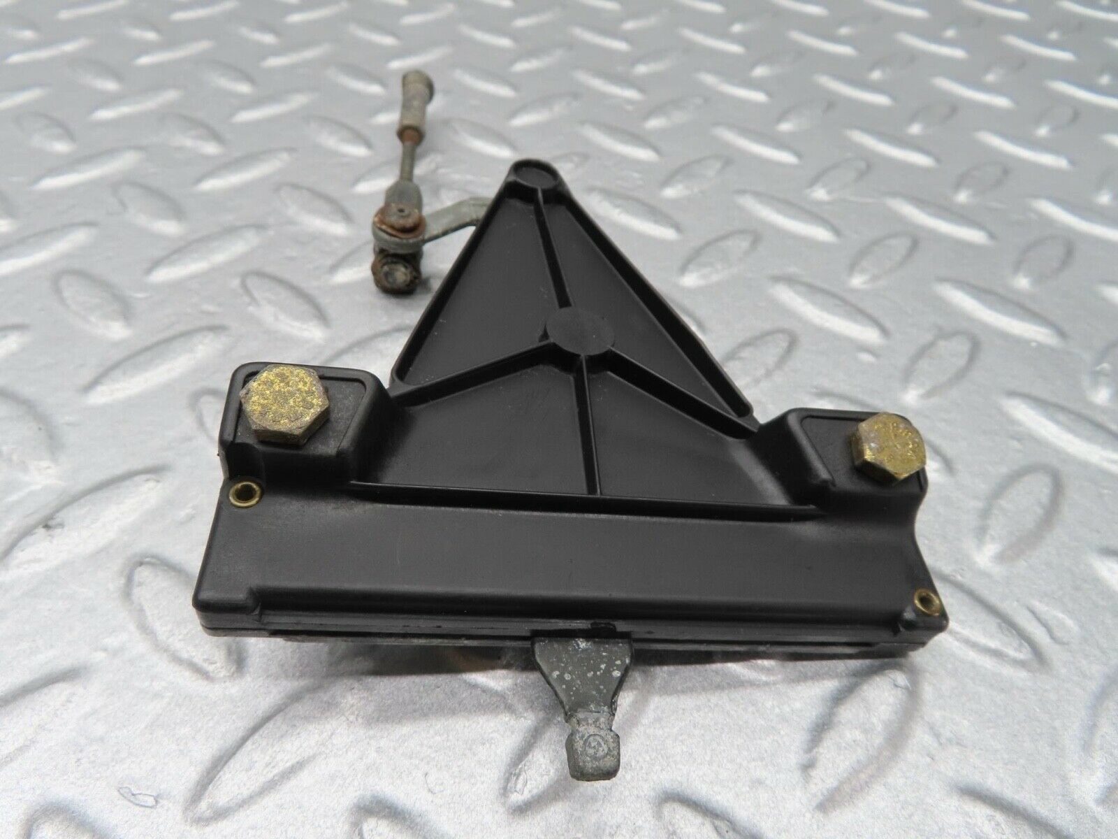 13999 Mercedes-Benz C107 280SLC Air Vent Control Lever Centre