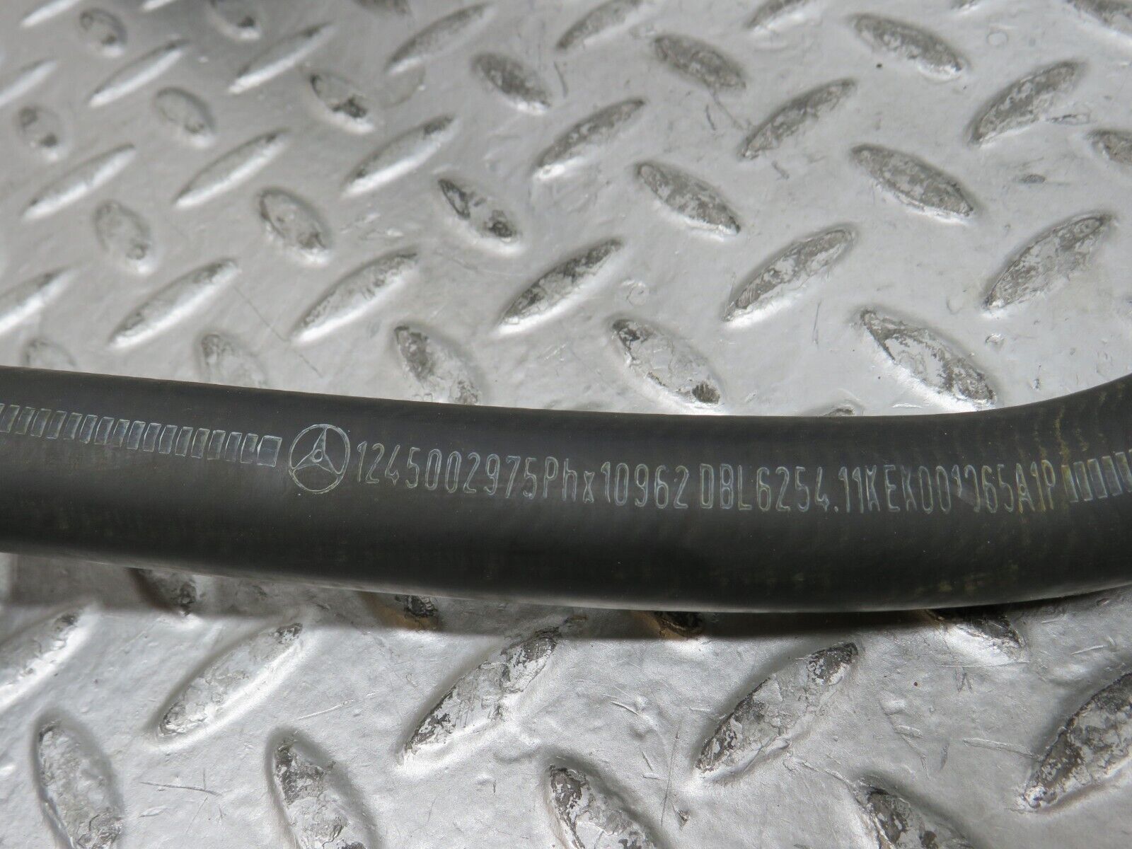 29006 Mercedes-Benz C124 320CE Coupe Cooling Water Hose 1245002975