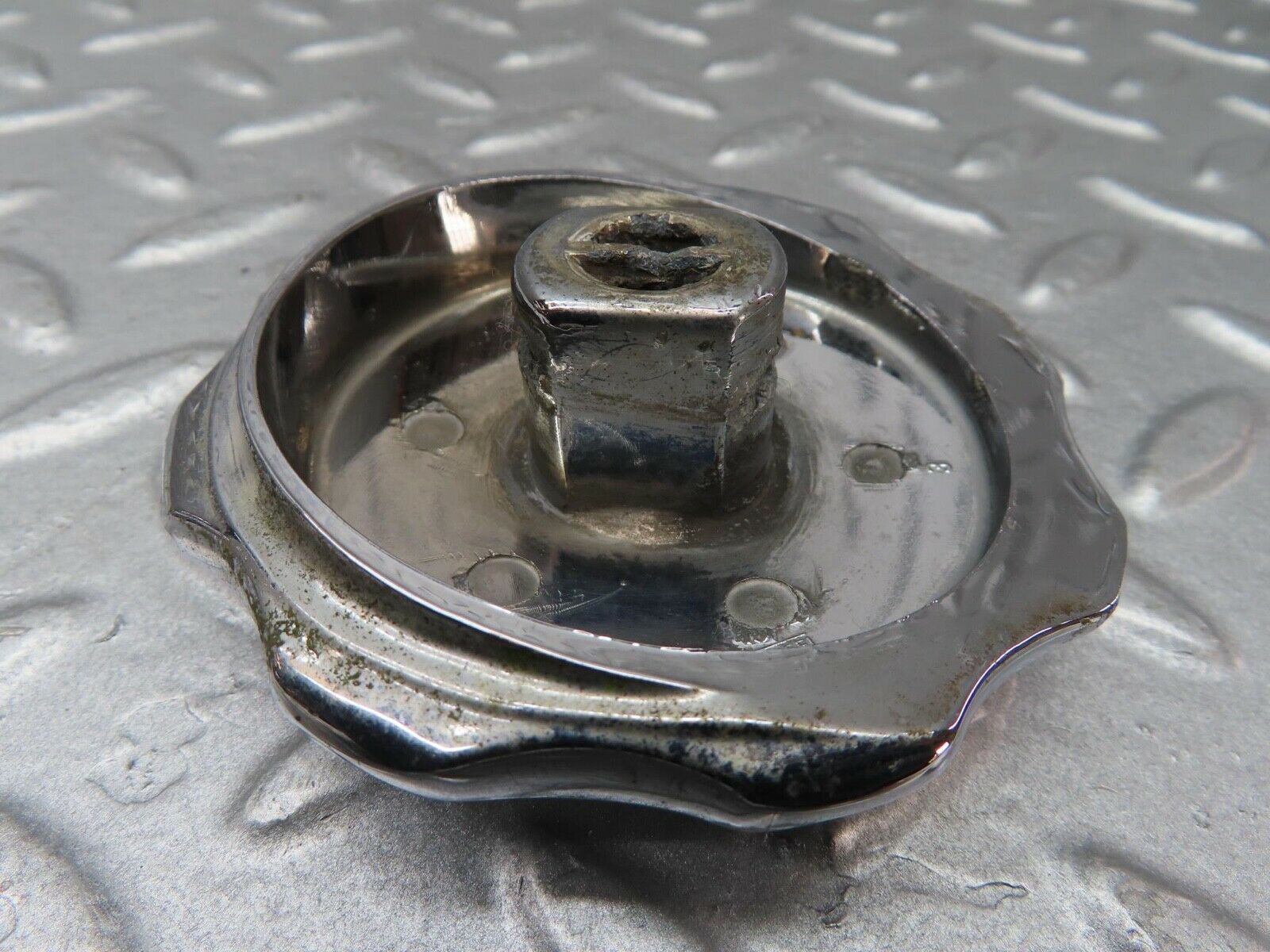 12977 Mercedes-Benz W111 220SE Front Emblem Badge Base Holder 1108880017