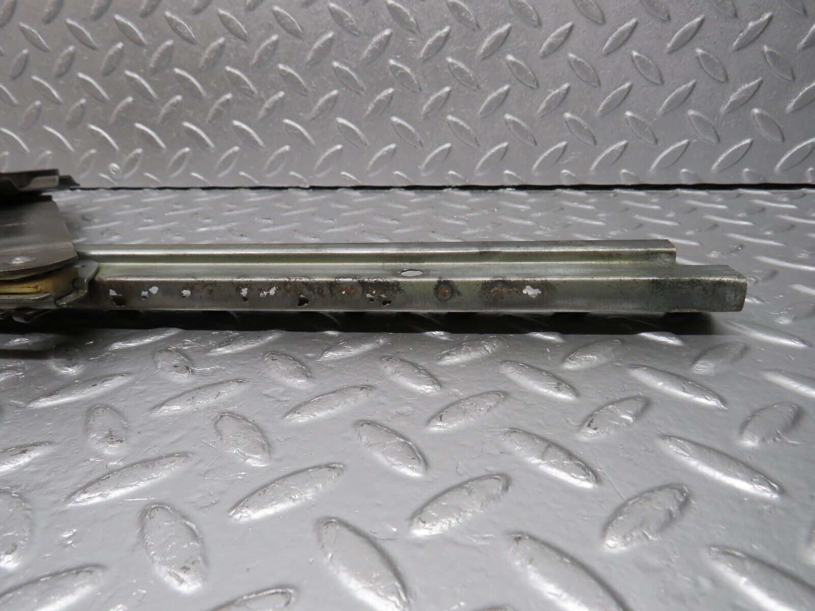 40461 Mercedes-Benz W110 230 Rear Left Door Window Regulator