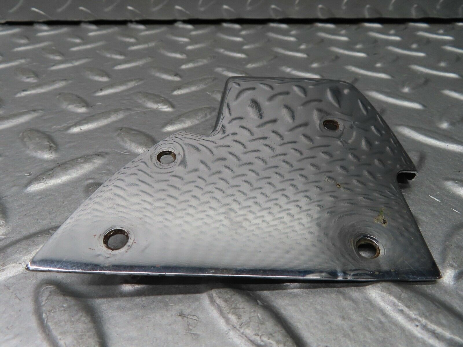 20922 Mercedes-Benz W114 250CE Coupe B Pillar Chrome Cover Right Side