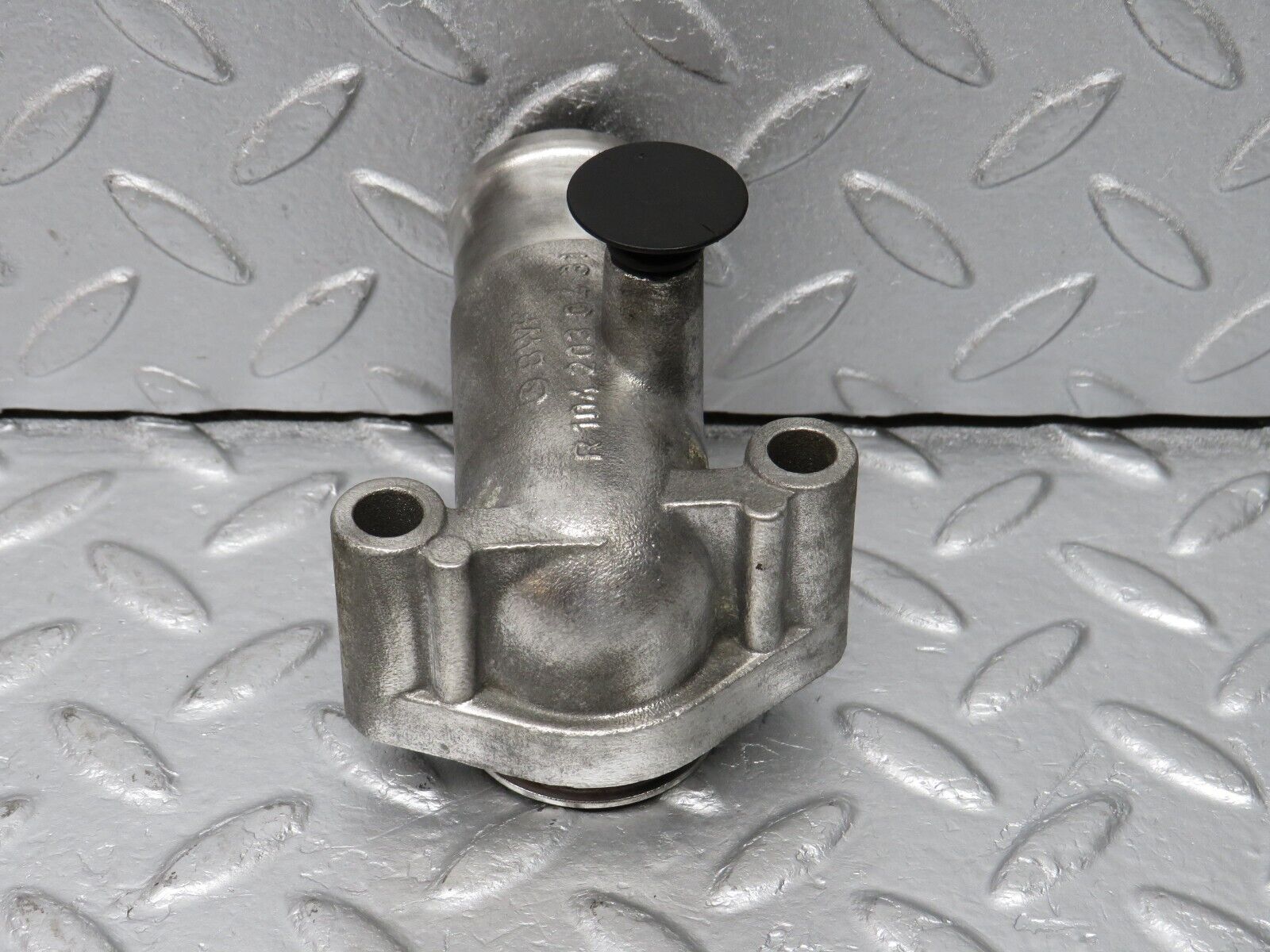 39437 Mercedes-Benz R129 320SL Coupe Coolant Flange Pipe 1042030431