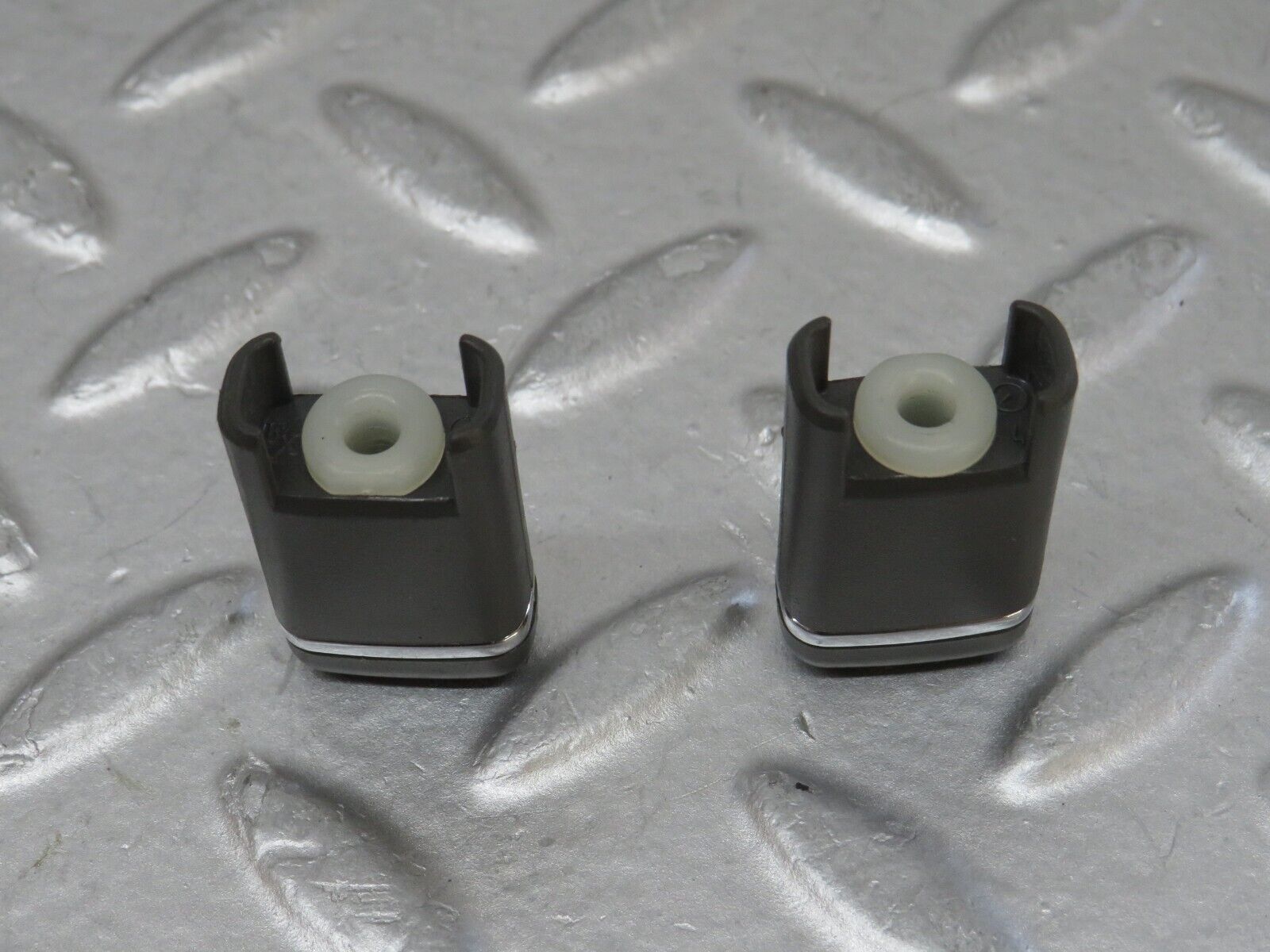 35132 Mercedes-Benz W221 Door Lock Knob 2x