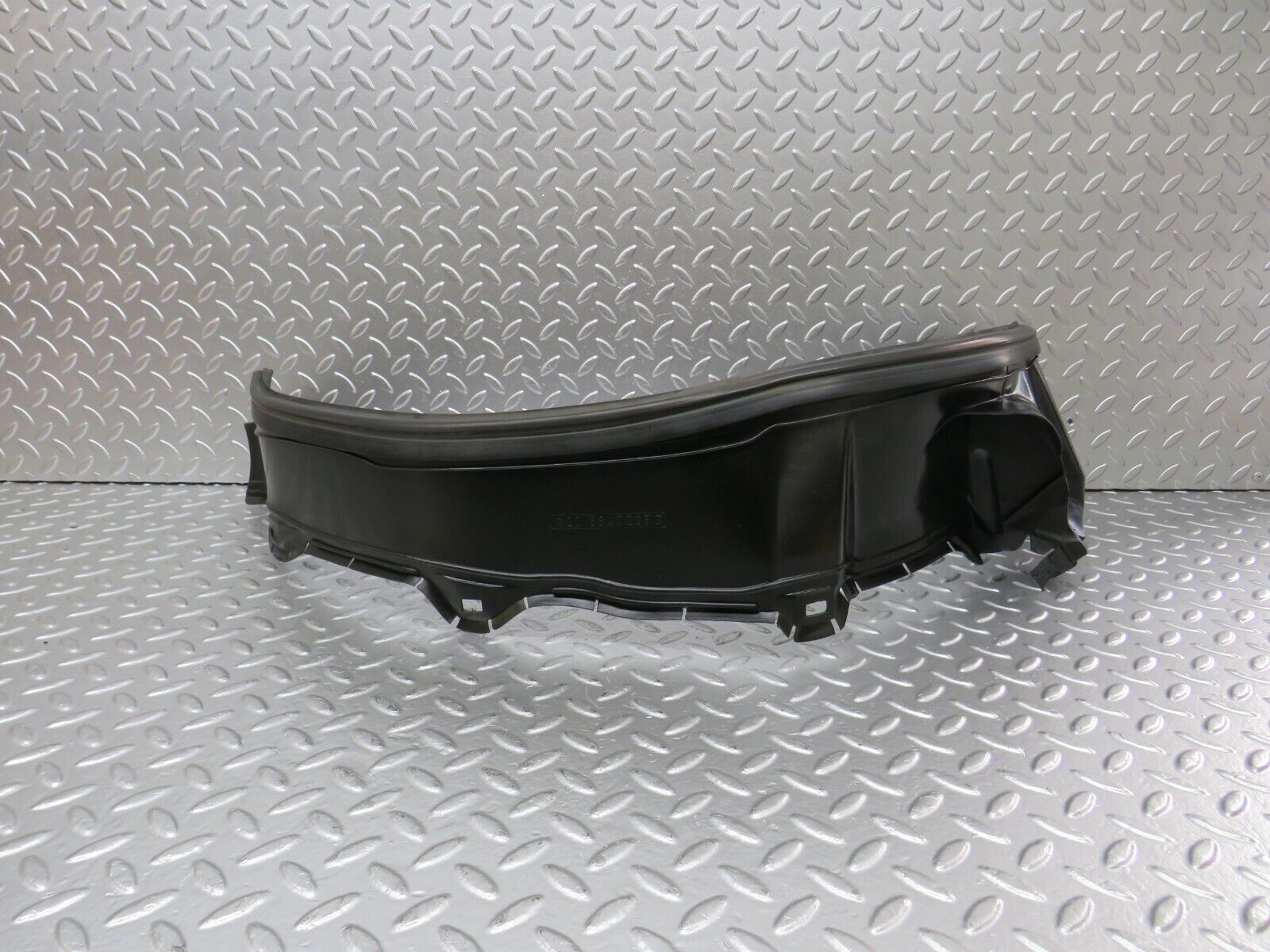 25237 Mercedes-Benz W201 190D Inner Mudguard Panelling Front Right 2018840235