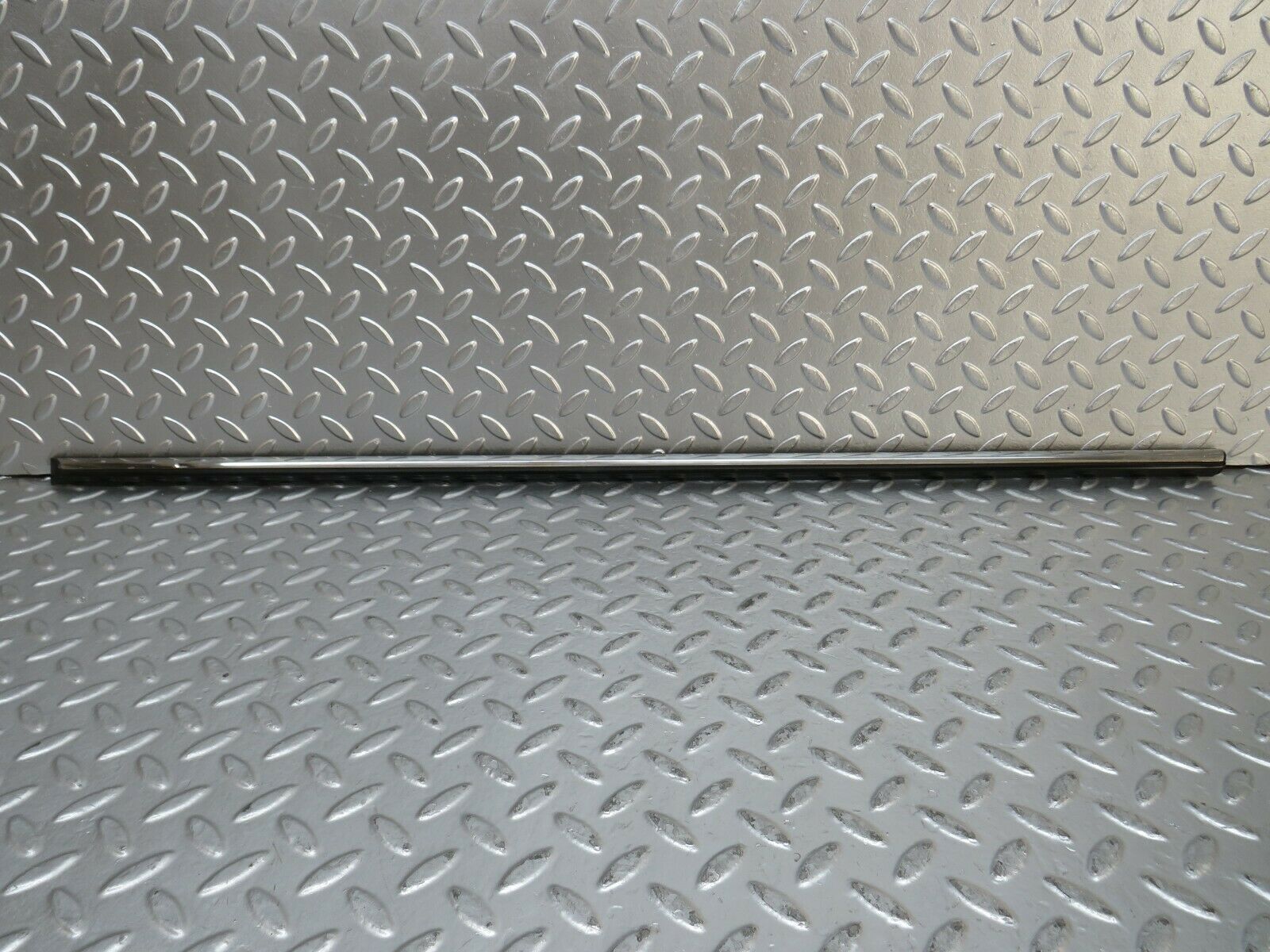 23643 Mercedes-Benz W114 280E Front Left Door Centre Moulding Trim