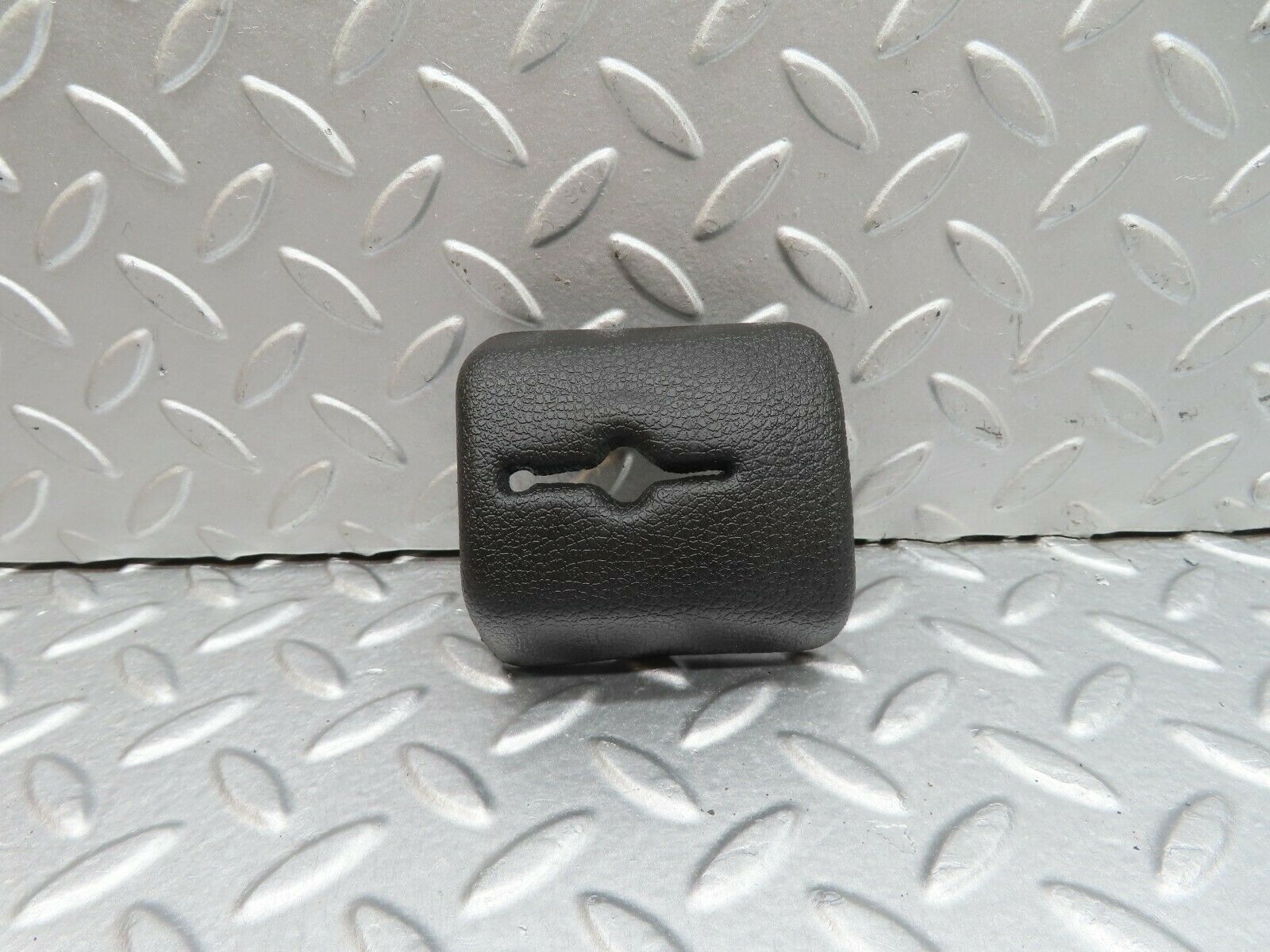 18007 Mercedes-Benz W123 200 Indicator Wiper Stalk Rubber Surround 1234620996