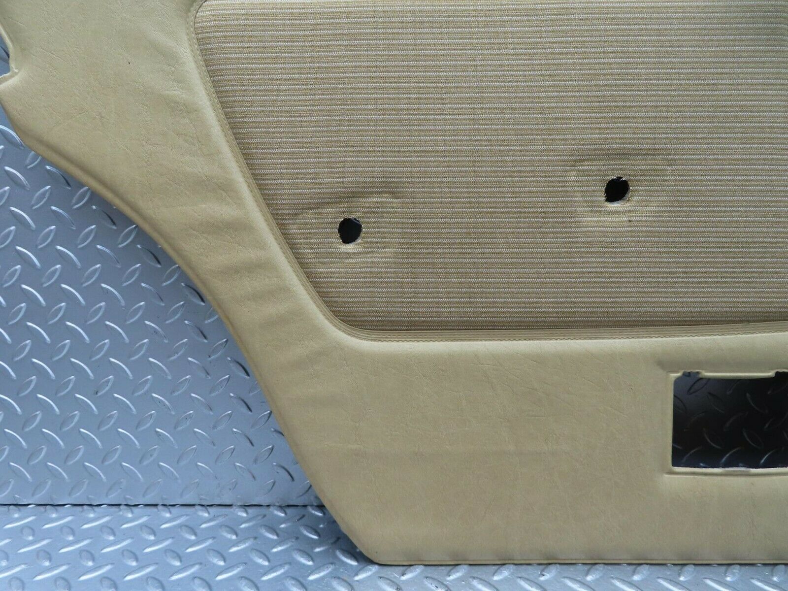 15470 Mercedes-Benz W123 230E Rear Left Door Card Cream