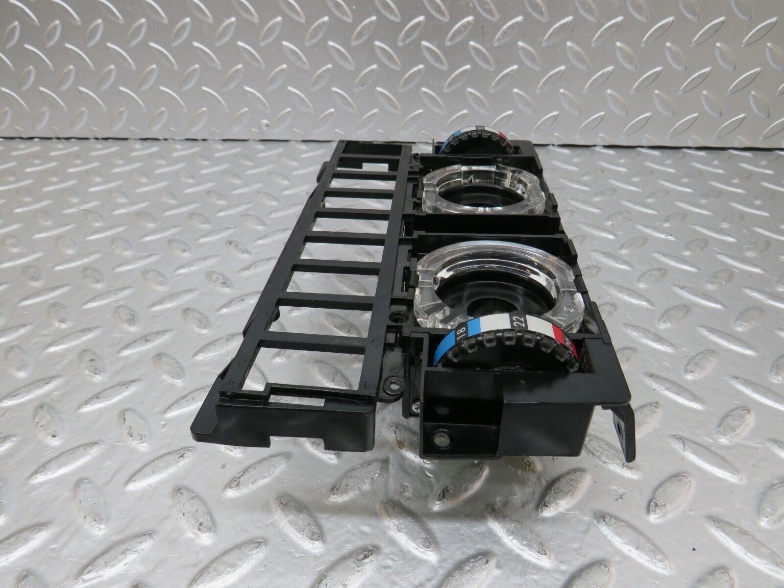 25656 Mercedes-Benz W124 280E Heater Control Unit Panel 1248302785