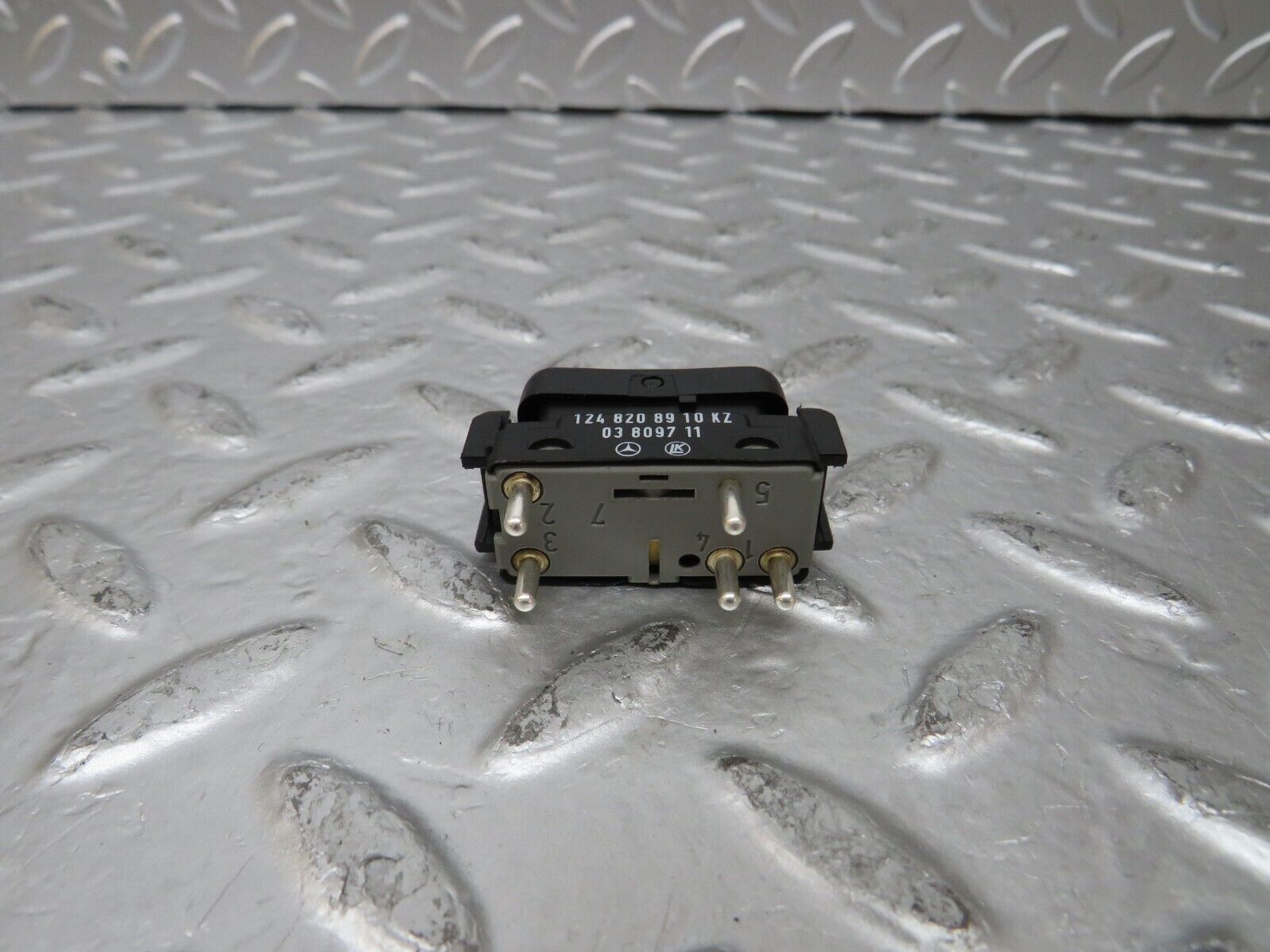 25810 Mercedes-Benz W124 280E Front Left Electric Window Switch 1248208910