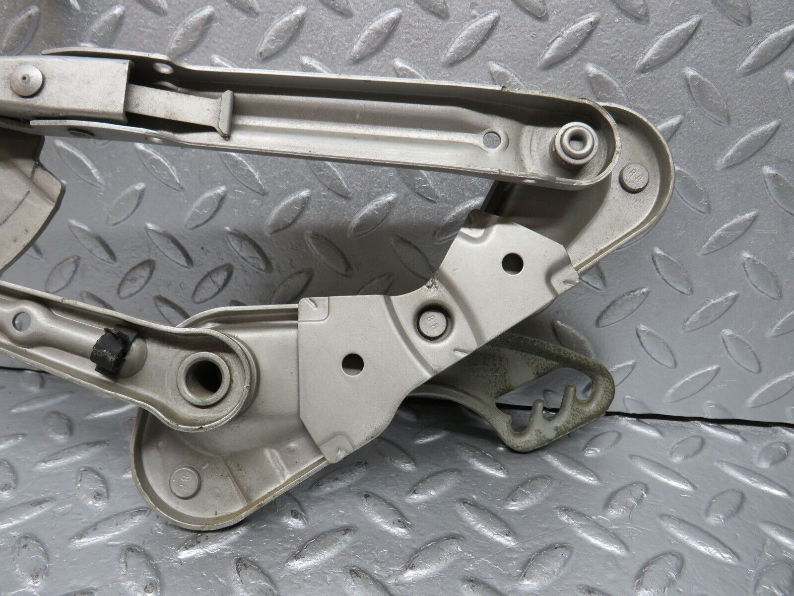 39451 Mercedes-Benz R129 320SL Coupe Bonnet Hinge Left Side 1298800128 1298870174