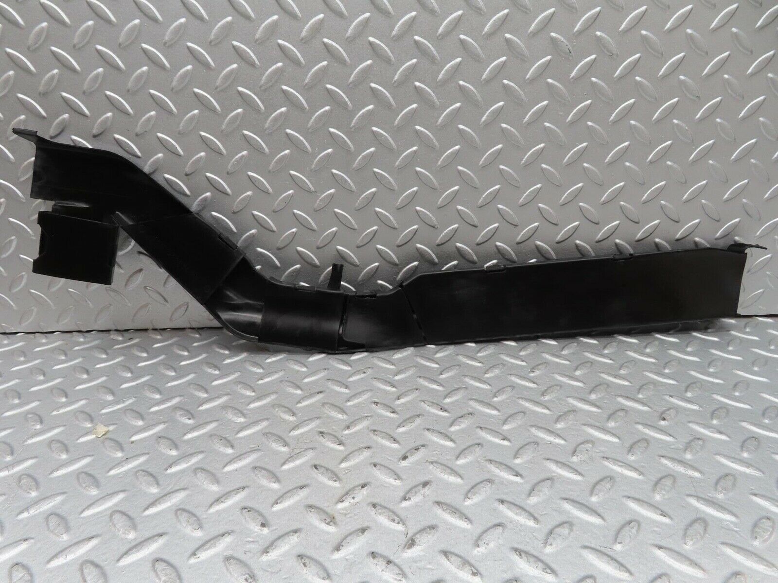 14676 Mercedes-Benz W201 190E Cable Channel Cover Right Side 2018210636