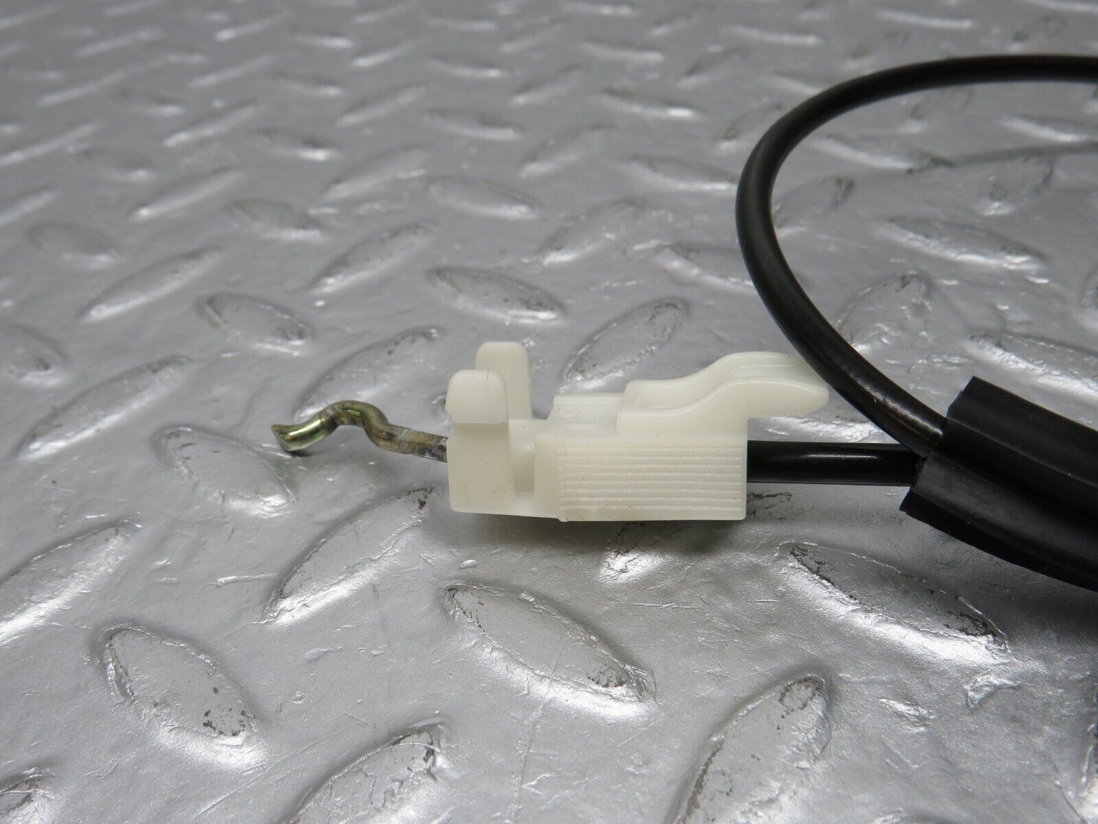 38476 Mercedes-Benz R129 280SL Coupe Door Lock Cable