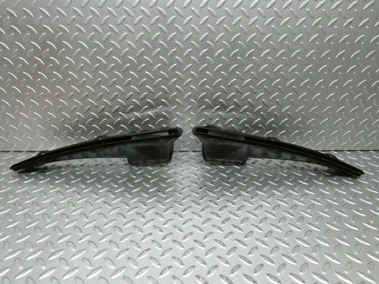 23776 Mercedes-Benz C107 450SLC Coupe Dashboard Air Vent Duct Pair