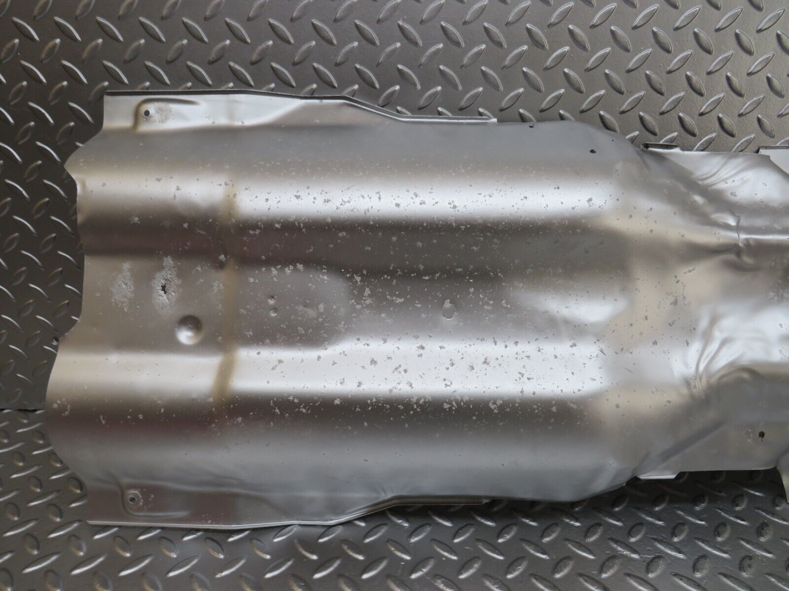 24715 Mercedes-Benz W140 S320 Exhaust Heat Shield