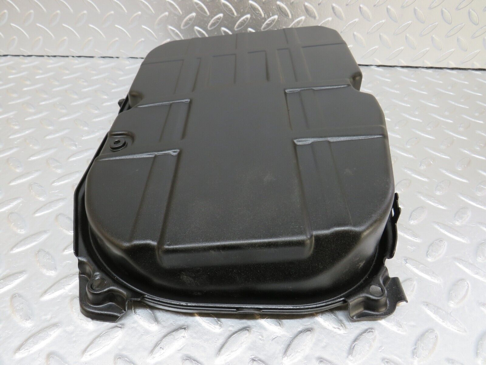 34613 Mercedes-Benz C126 380SEC Coupe Oil Pan Oil Sump 1262711080