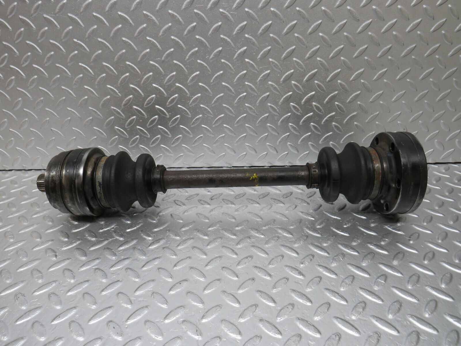 34665 Mercedes-Benz C126 380SEC Coupe Axle Shaft Drive Shaft 1263500410