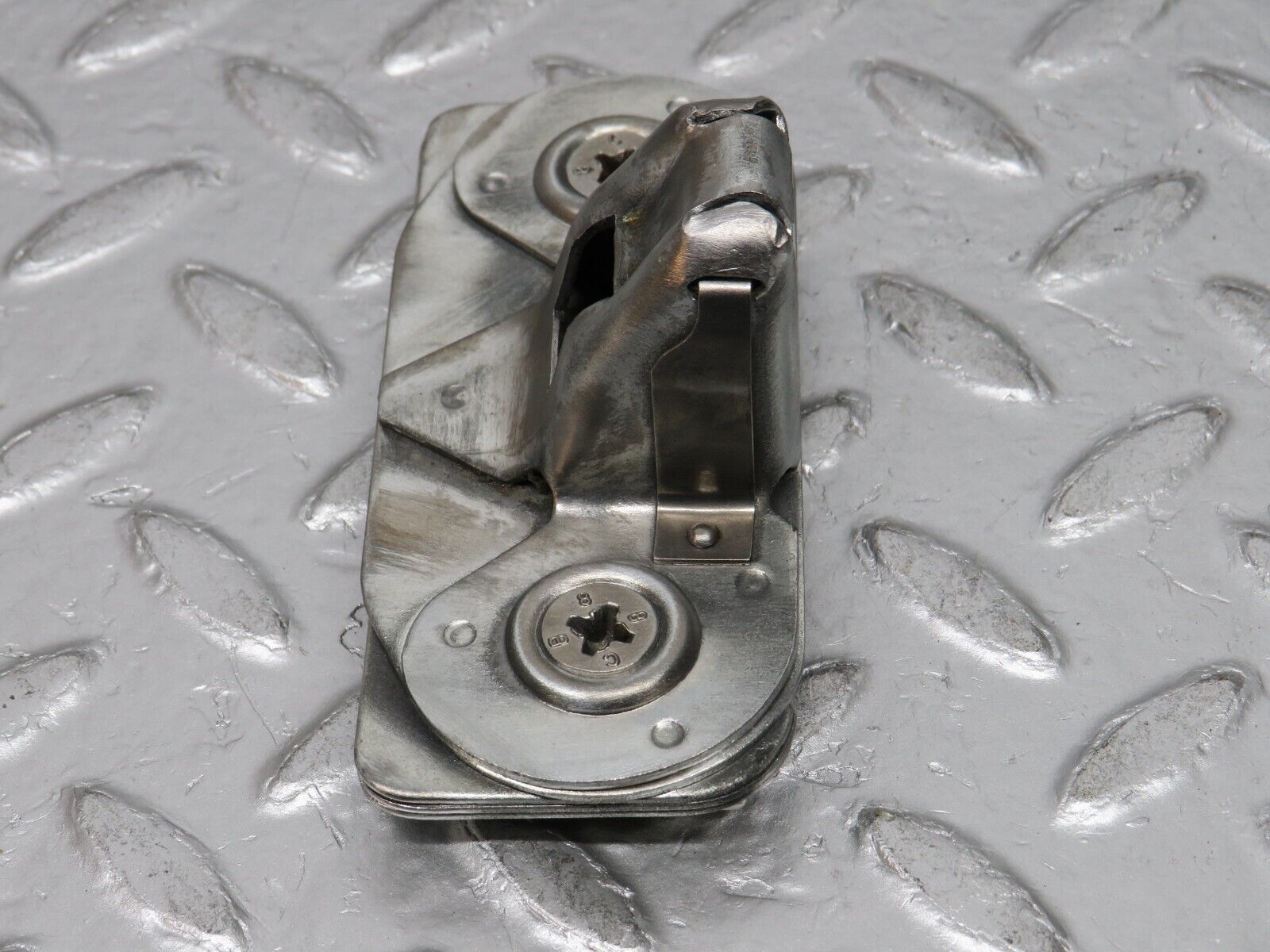 0709 Mercedes-Benz C107 350SLC Coupe Trunk Lock