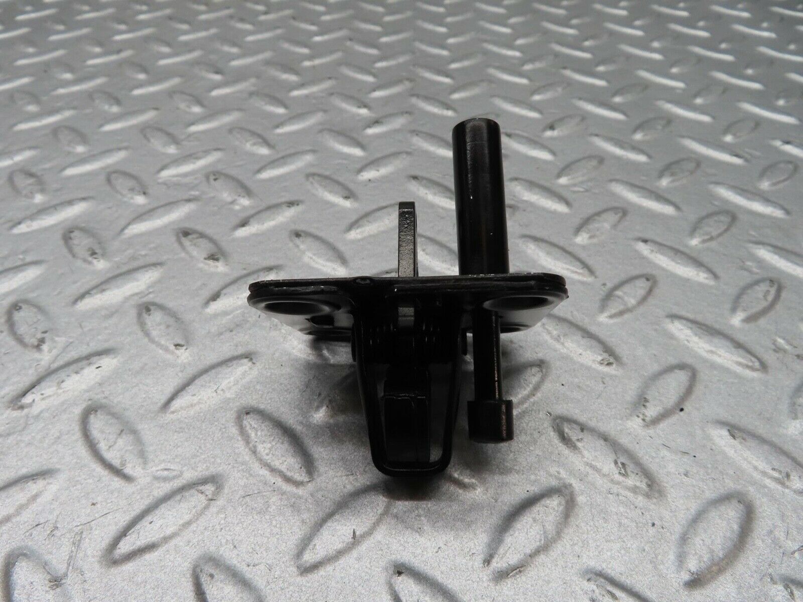 14292 Mercedes-Benz W116 350SE Bonnet Lock Catch