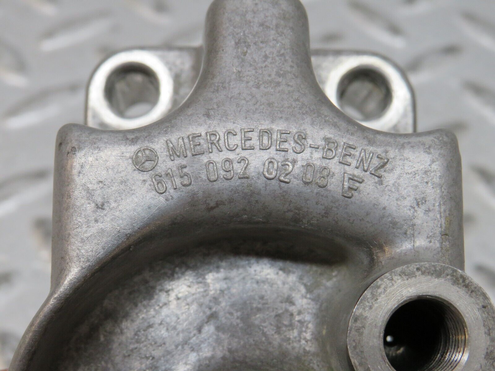 28433 Mercedes-Benz S123 240D Wagon Fuel Filter Housing Mount 6150920208