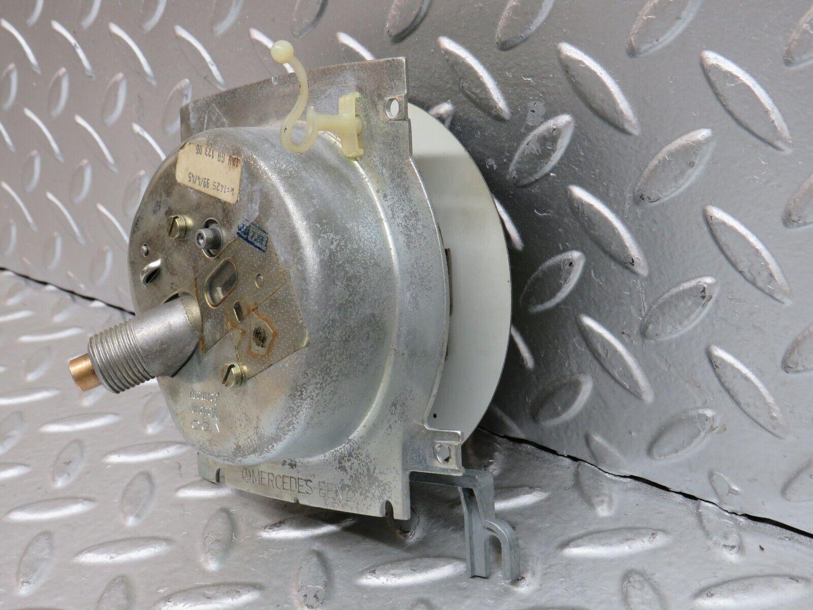 28510 Mercedes-Benz S123 240D Wagon Speedometer Mph Vdo 1235425701