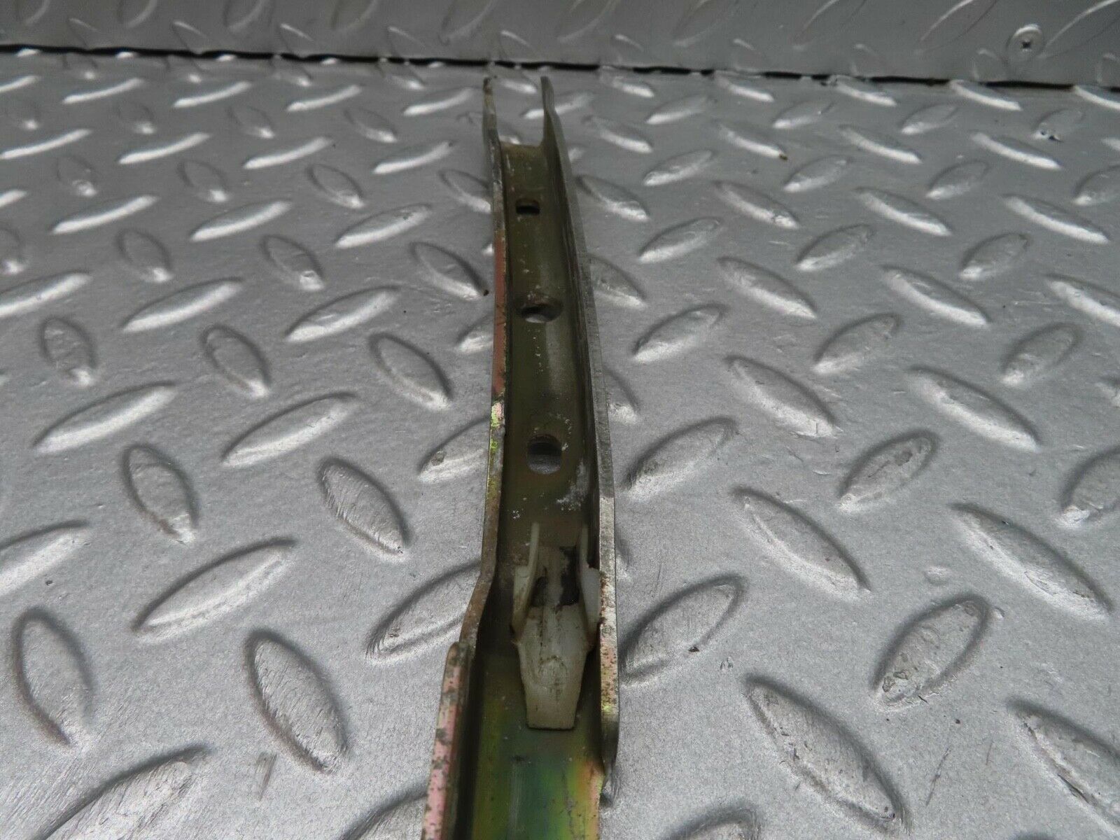 11986 Mercedes-Benz R129 300SL Coupe Front Right Window Channel