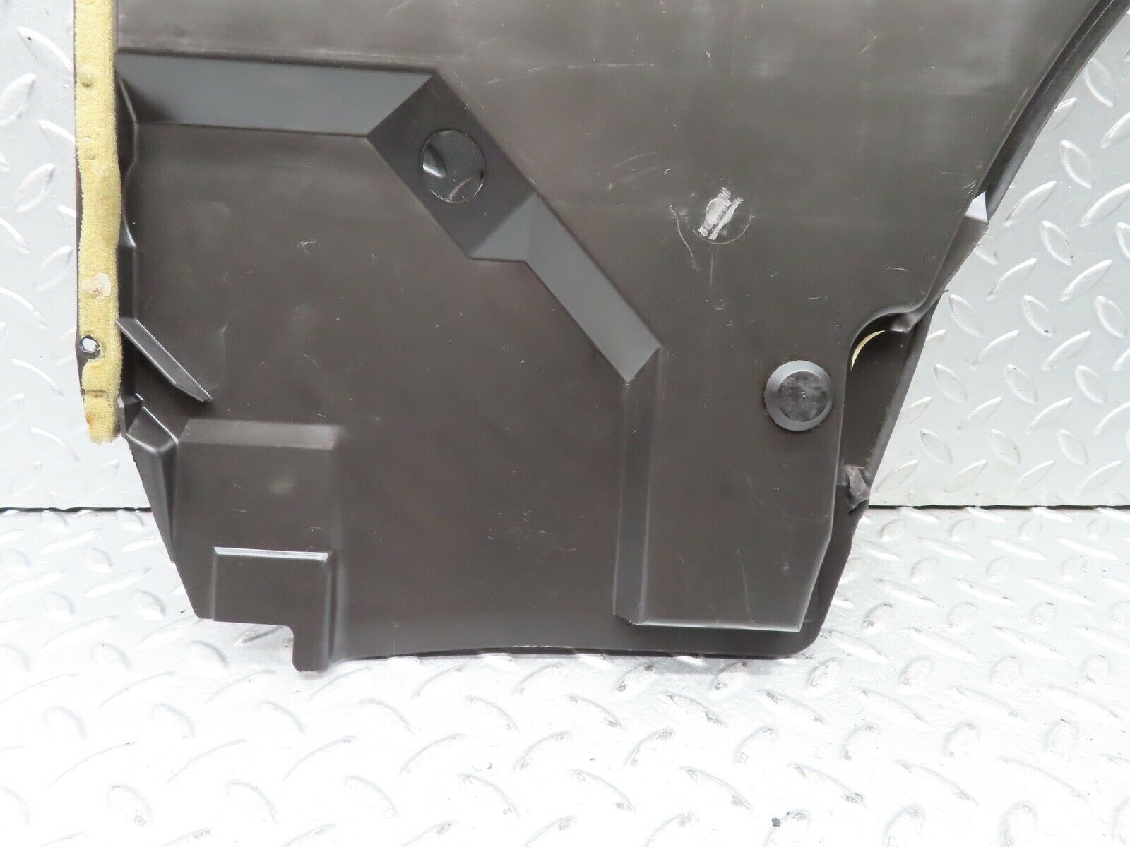 19585 Mercedes-Benz C140 CL420 Coupe Rear Left Window Regulator Access Panel