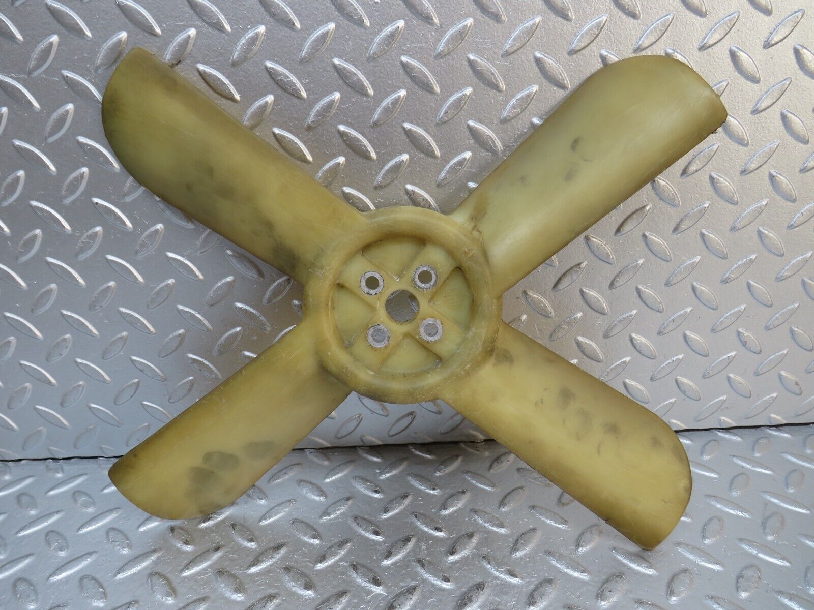 0329 Mercedes-Benz W120 Ponton Engine Cooling Fan 1082050906